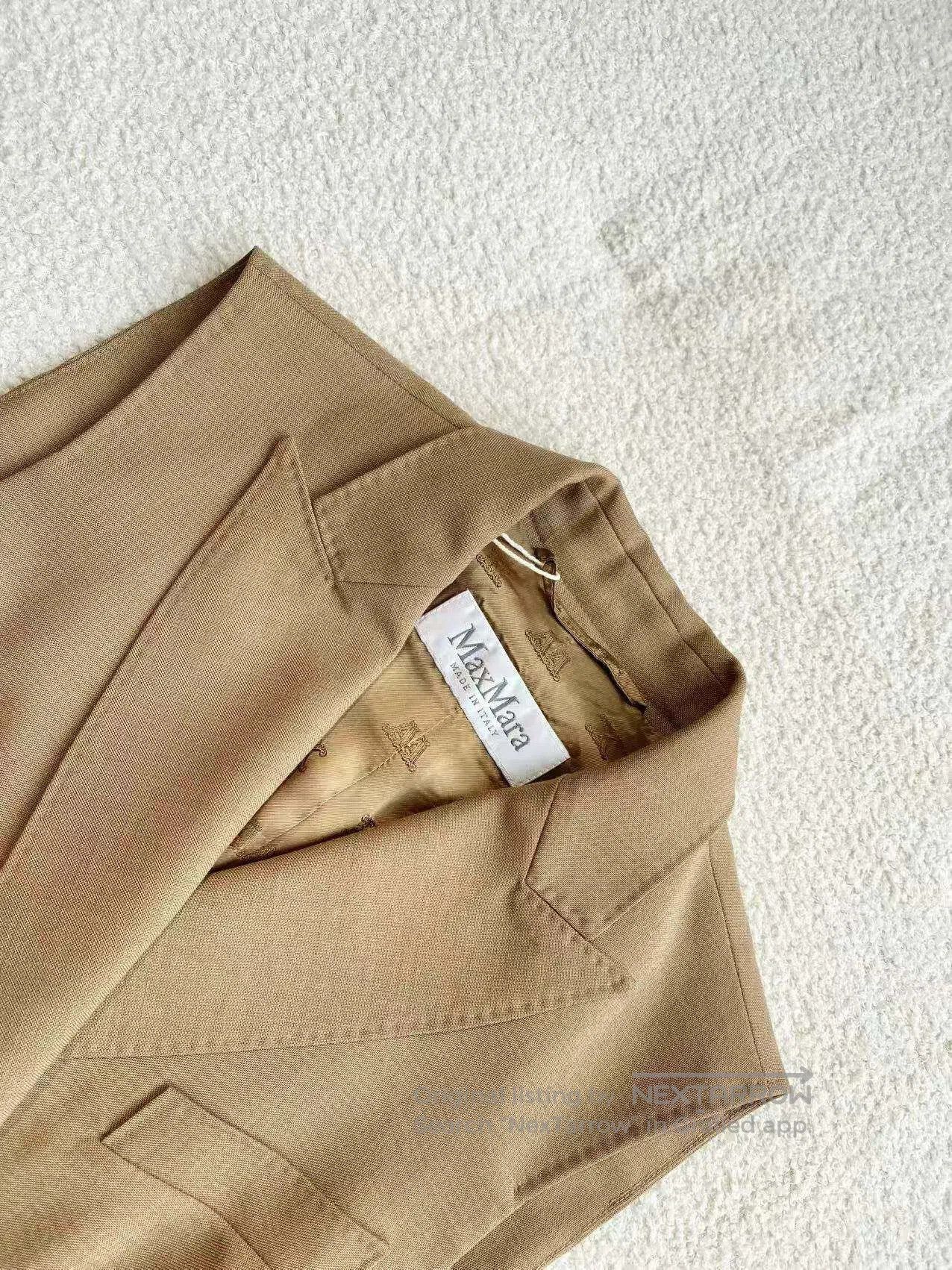 Max Mara Max Mara Double-breasted vest| Size XXS / US 00 / IT 34 - 4 Thumbnail