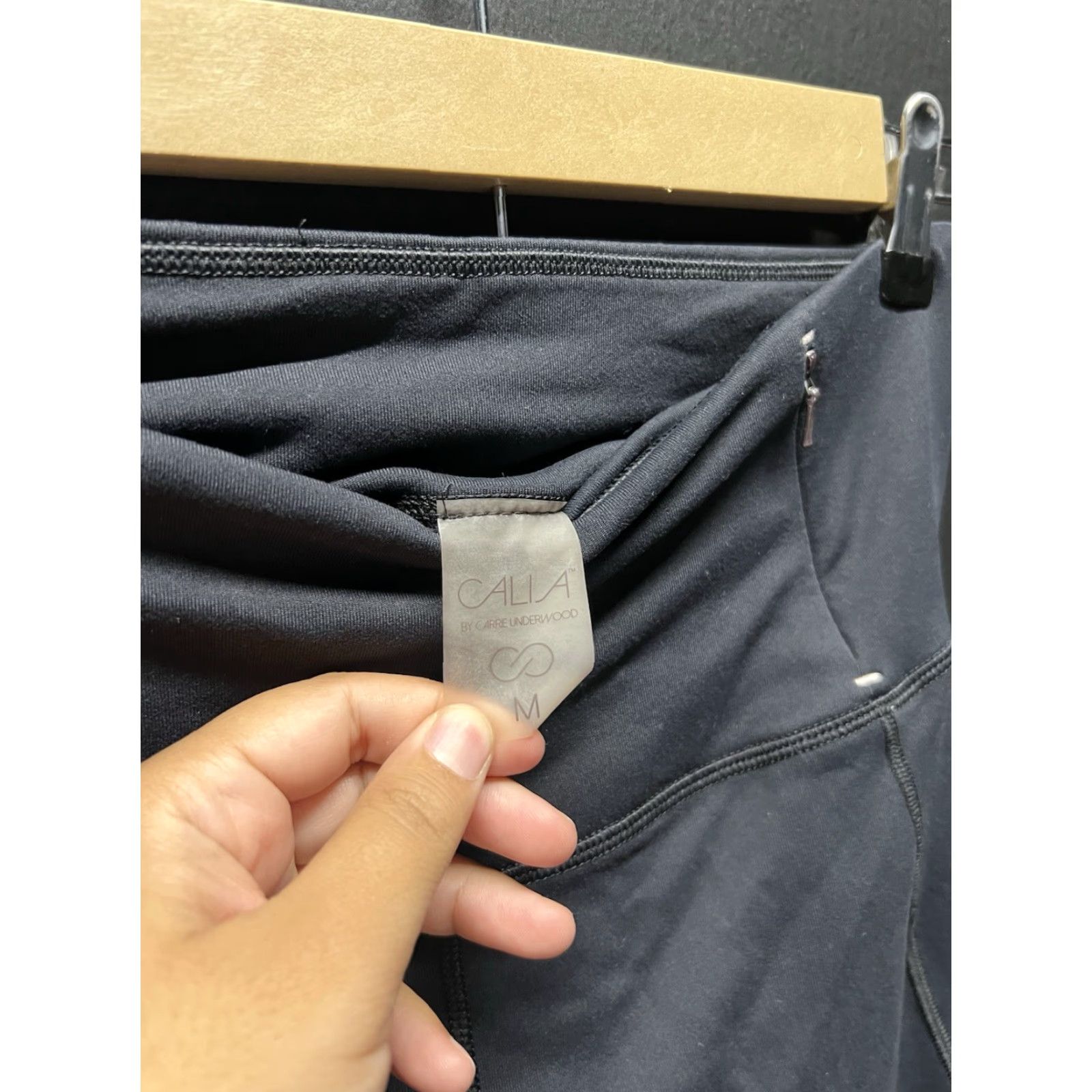 Vintage CALIA By Carrie Underwood Legging Black Zip Pocket Capri Medium Womens Activewear Pants Size 32" / US 10 / IT 46 - 2 Thumbnail