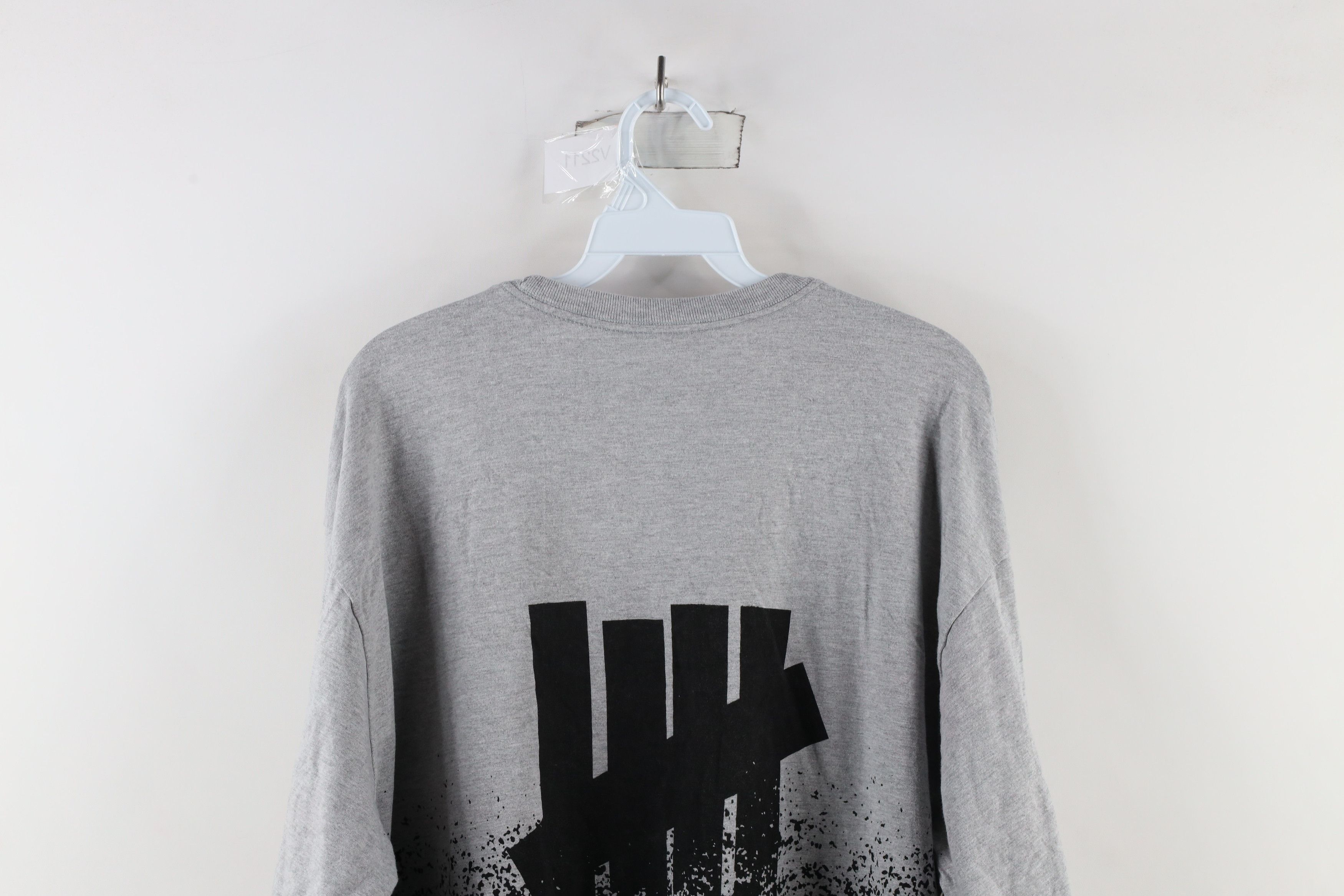 Undefeated × Vintage Vintage Undefeated Skateboard Streetwear Long Sleeve T-Shirt Size US XL / EU 56 / 4 - 10 Thumbnail