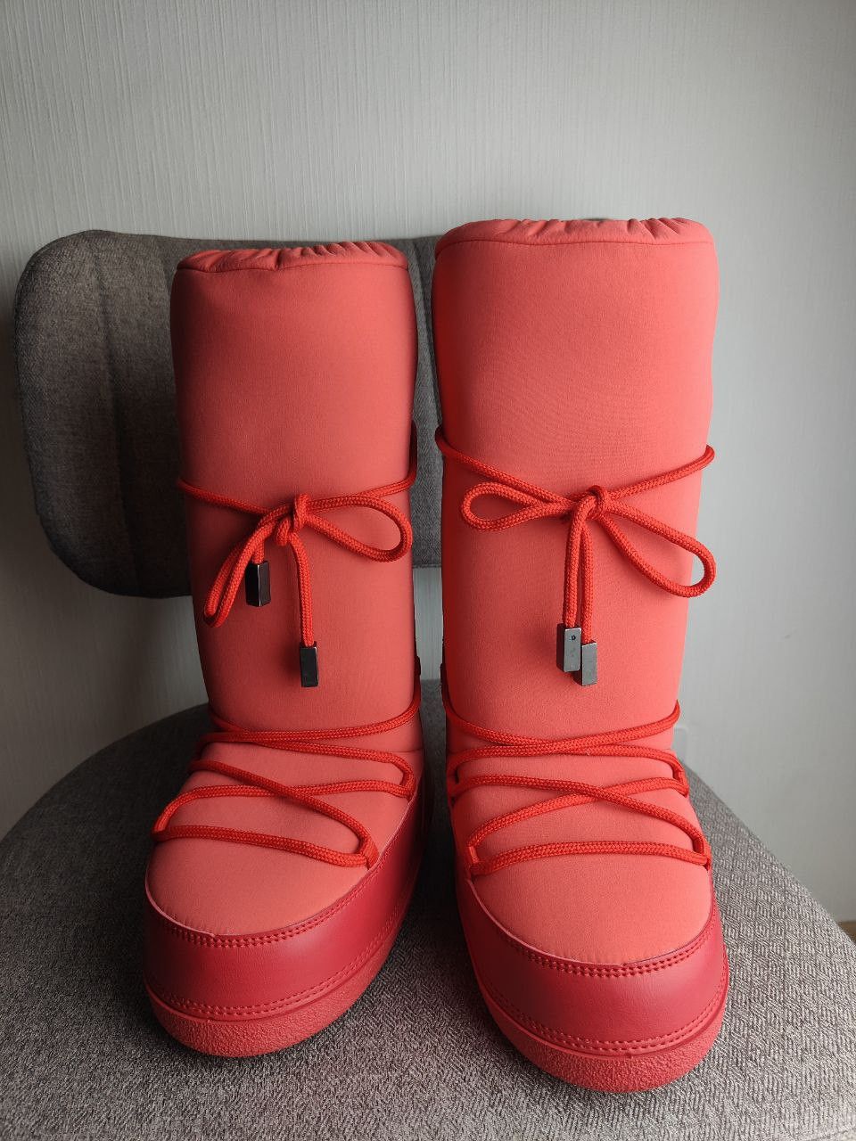 Dior Y2K Dior by John Galliano Blanc Cheval Collection Snow Boots Size US 7 / IT 37 - 7 Thumbnail