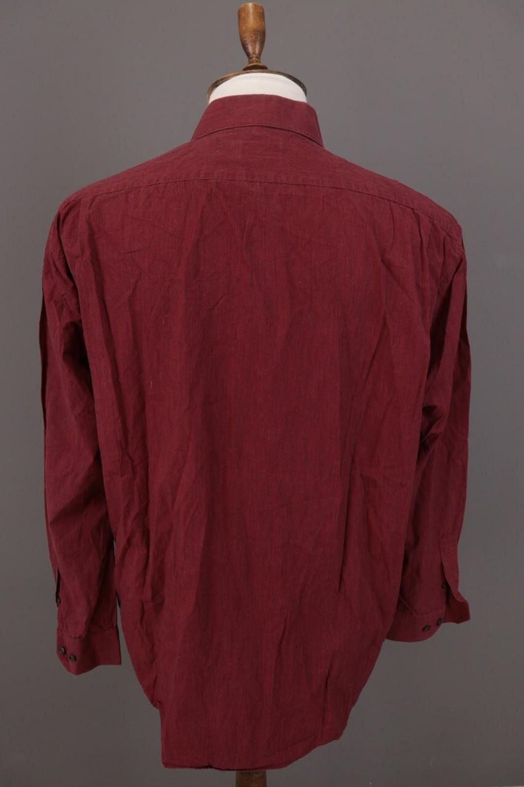 Paul Smith Vintage Paul Smith Burgundy Down Dress Shirt Size 43 Size US M / EU 48-50 / 2 - 9 Thumbnail