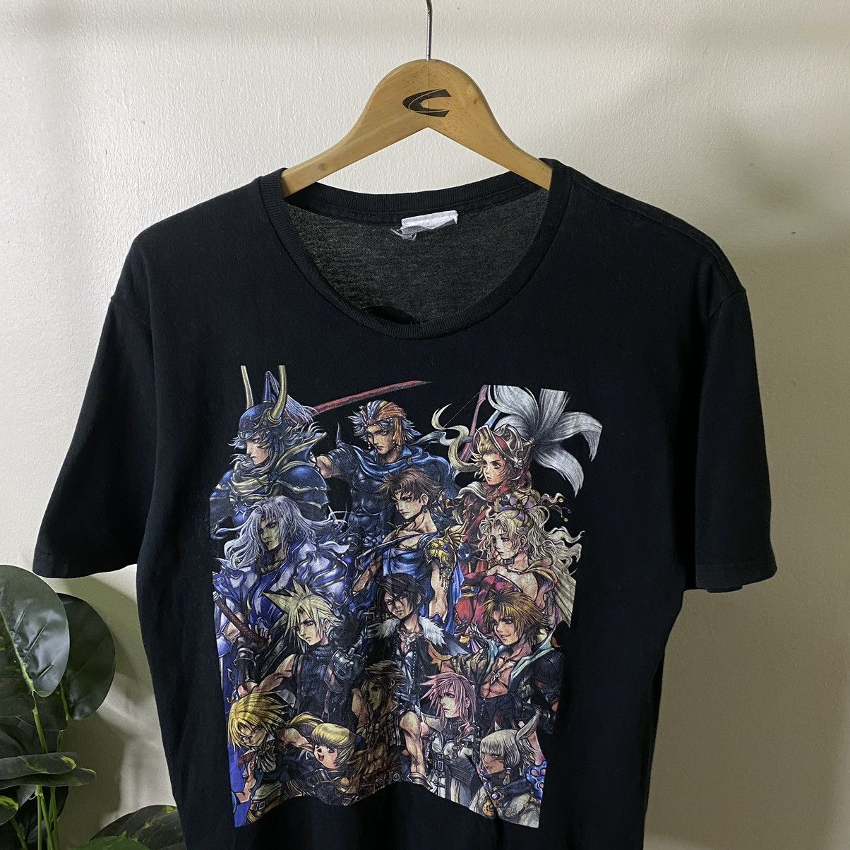 Universal Studios Y2K Final Fantasy Universal Studio Japan Square Enix Promo T Size US M / EU 48-50 / 2 - 2 Thumbnail