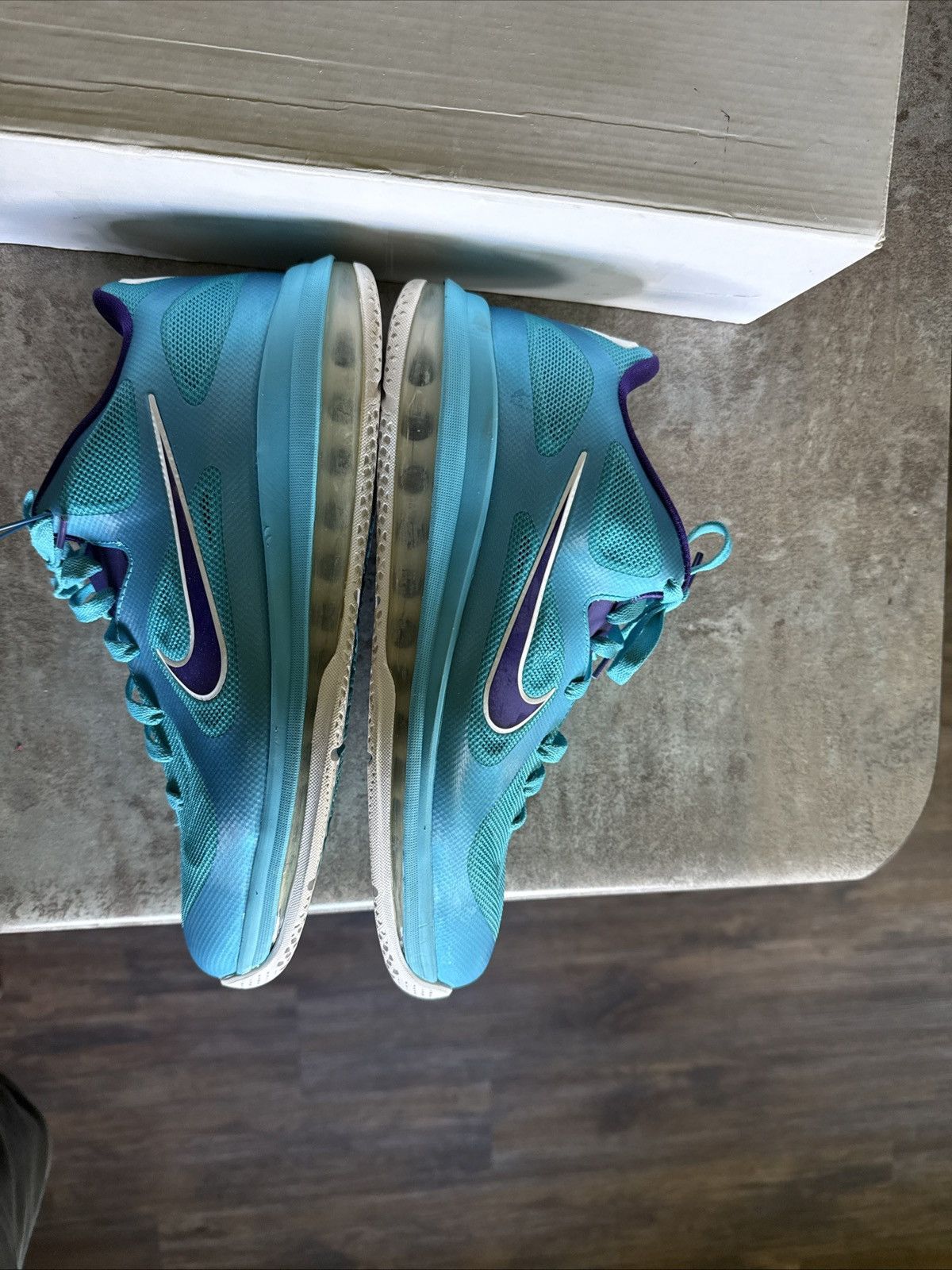 Nike Nike LeBron 9 Low ‘Summit Lake Hornets’ size 11 with box Size US 11 / EU 44 - 8 Thumbnail