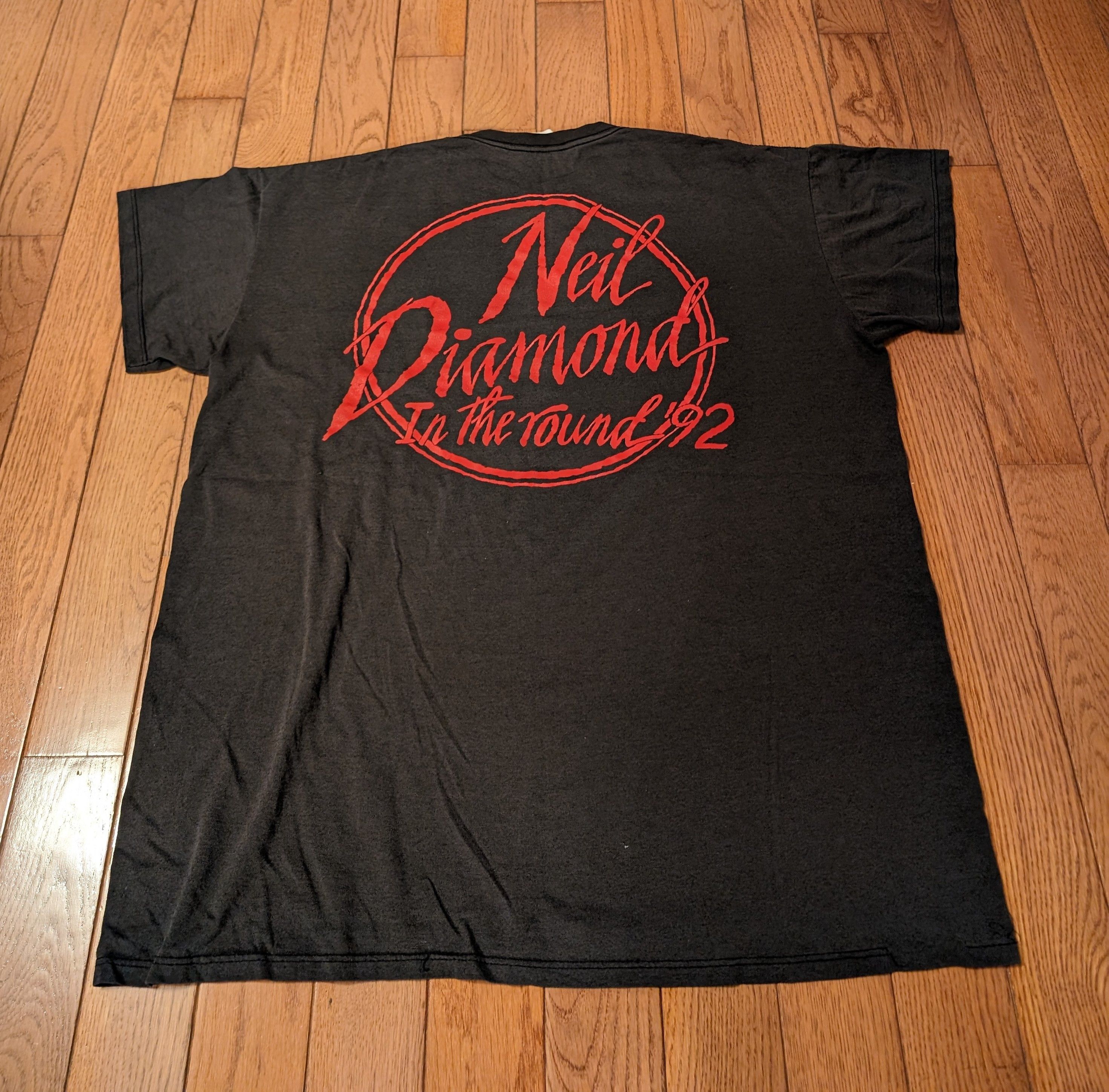 Band Tees Vintage 1992 Neil Diamond In The Round Tee Size US XL / EU 56 / 4 - 2 Thumbnail