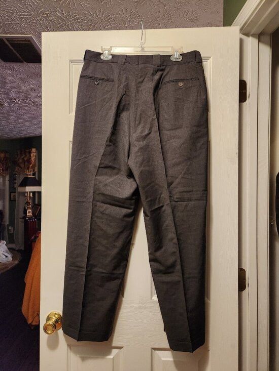 Giorgio Armani Giorgio Armani men's 100%wool dress pants size: 36/29 Size 36R - 3 Thumbnail