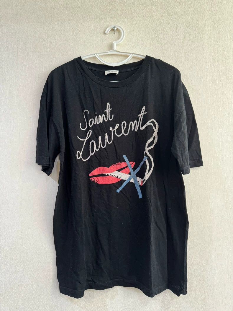 Yves Saint Laurent Yves Saint Laurent Saint Laurent Classic Short Sleeve T-Sh Size US S / EU 44-46 / 1 - 1 Thumbnail