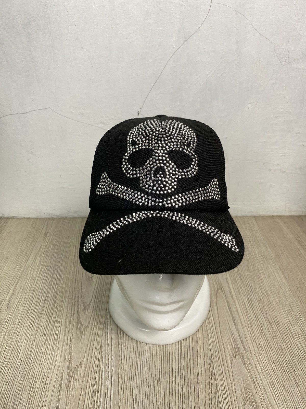 If Six Was Nine × Japanese Brand × Le Grande Bleu (L.G.B.) 2000s Skull Studed trucker cap Size ONE SIZE - 1 Thumbnail