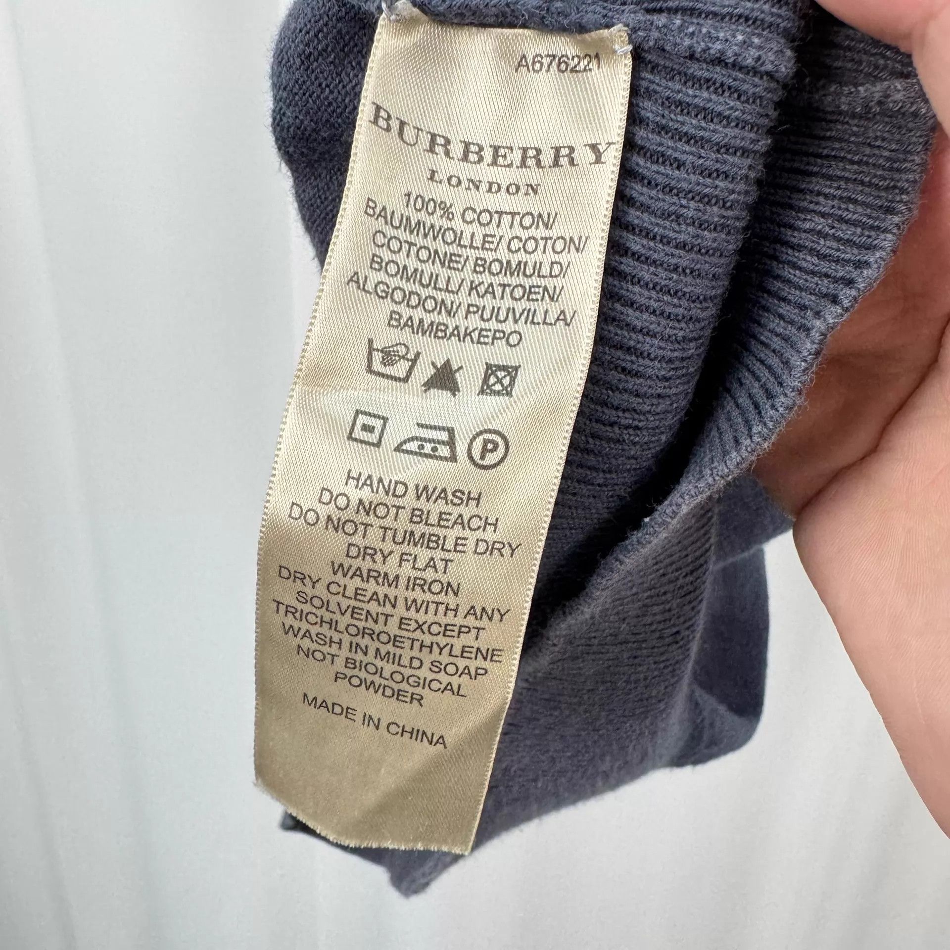Burberry Burberry Embroidered Eq Gradient Knit Polo M 98 New Size US M / EU 48-50 / 2 - 7 Thumbnail