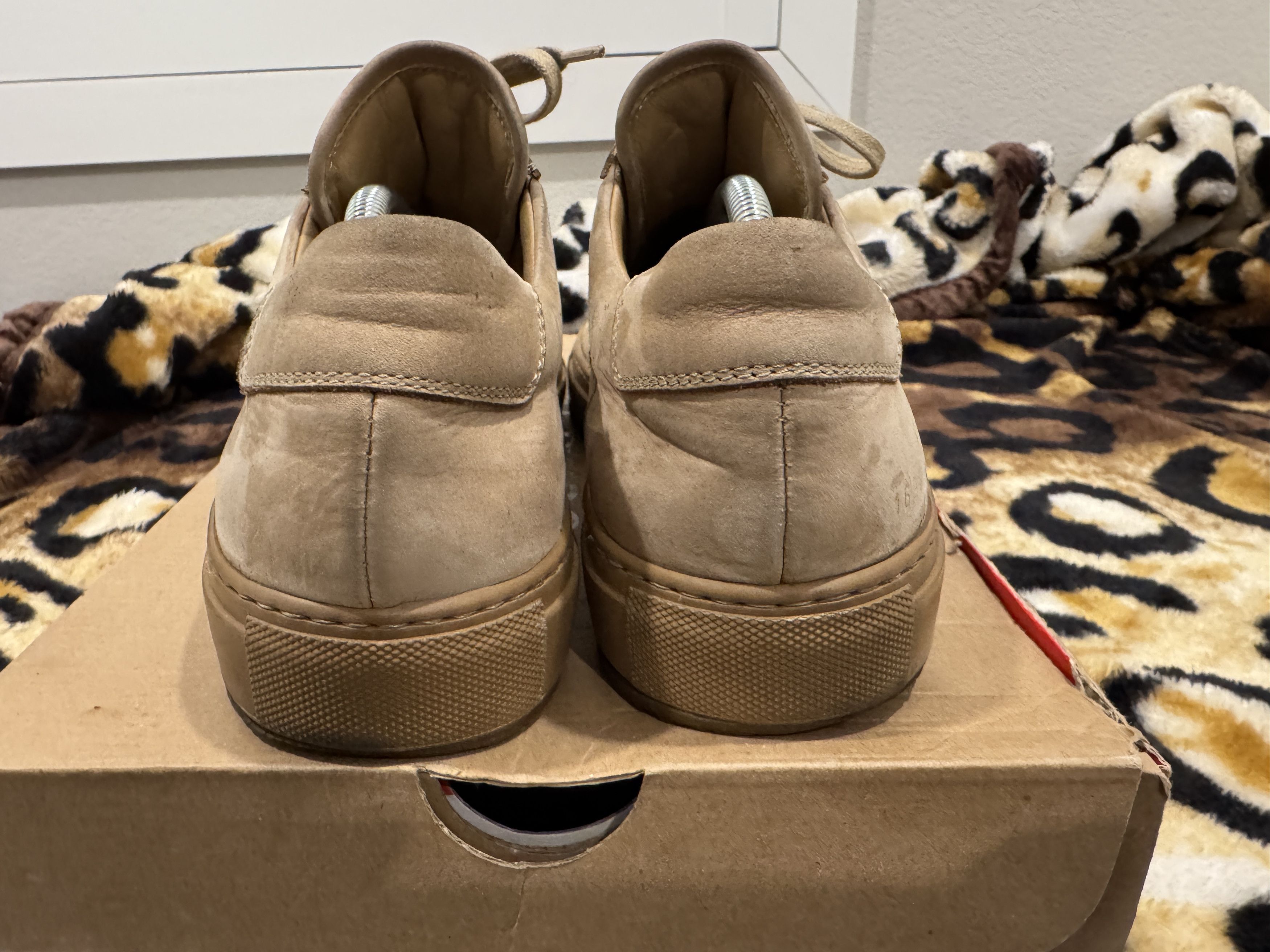 Common Projects Bball Low Nubuck Size US 8 / EU 41 - 5 Thumbnail