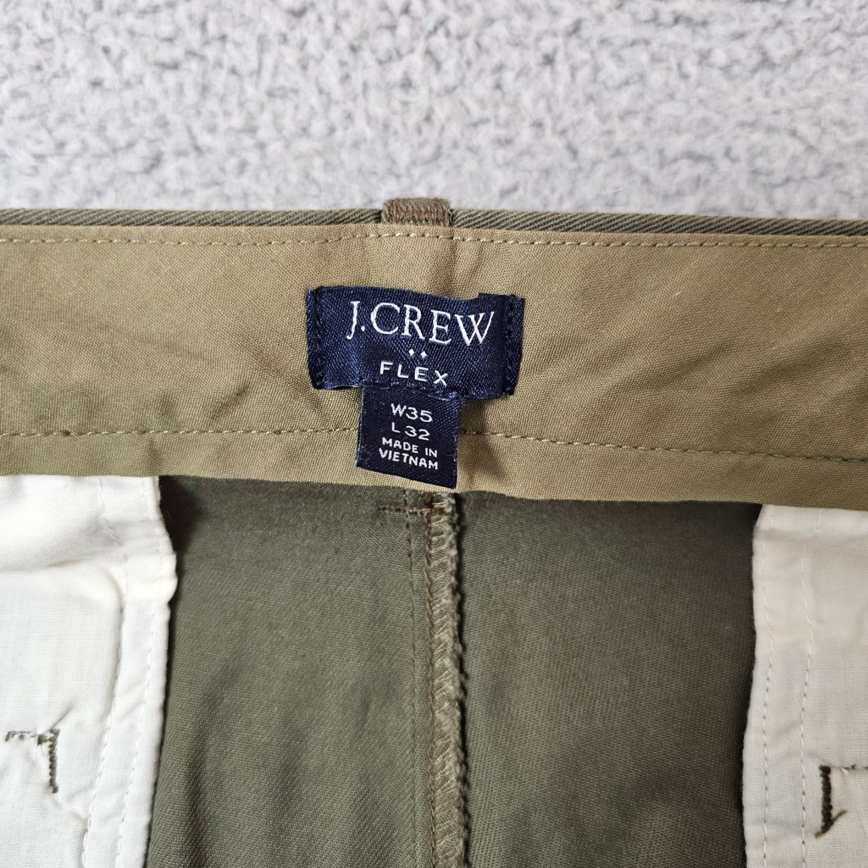 J.Crew J. Crew Flex Pants Slim Green Twill Cotton 35x32 Mens Straight Slim Front Zipper Belt Loops Casual Chino Preppy PANTS Size US 35 - 4 Thumbnail