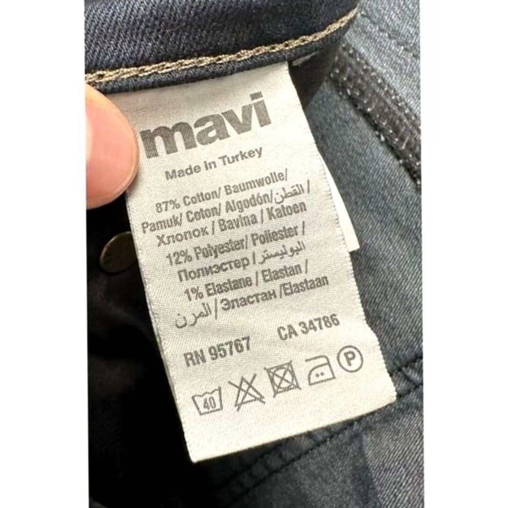 Vintage Mavi Matt Jeans Mens 31X34 Blue Distressed Straight Leg Relaxed Fit Stretch Denim Straight Jeans Mens 31 Inseam 34 Dark Wash Pockets Logo Button Zip Size US 31 - 5 Thumbnail