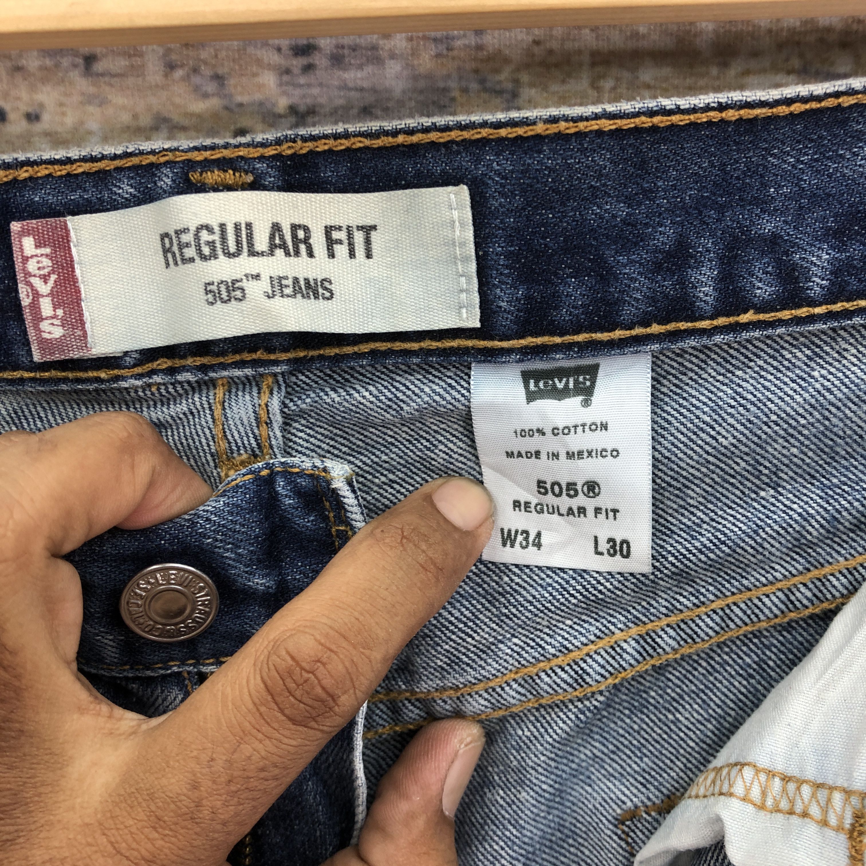 Levi's Vintage Levis 505 Dirty Jeans Levi's Faded Stonewash Denim Size US 32 / EU 48 - 9 Thumbnail