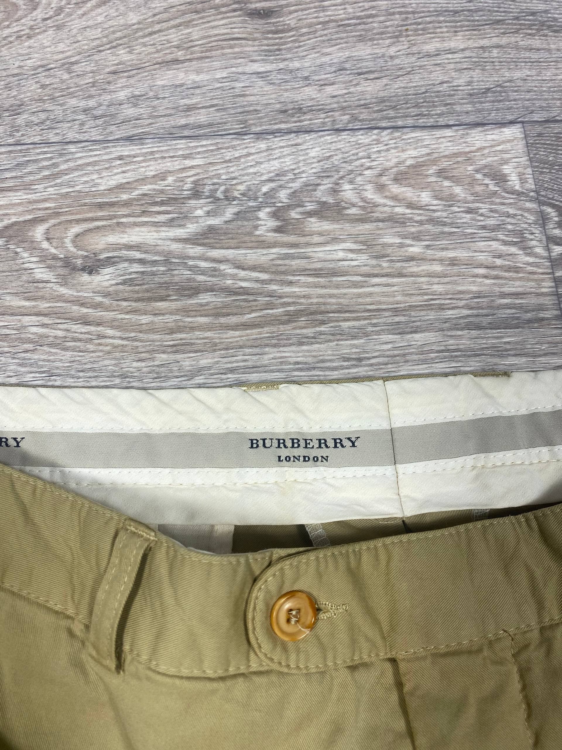 Burberry Vintage 90s Burberrys Beige Cotton pleated men's trousers Size US 38 / EU 54 - 5 Thumbnail