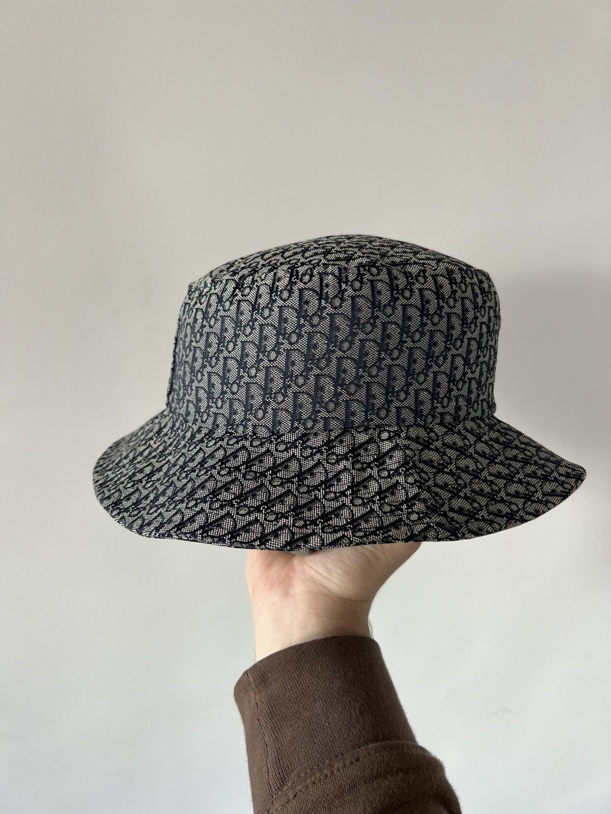 Dior ARCHIVE 90’s MONOGRAM CHRISTIAN DIOR BUCKET HAT SIZE 57 Size ONE SIZE - 2 Thumbnail