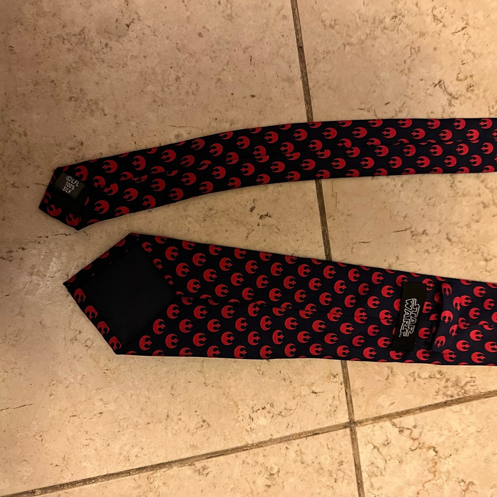 Star Wars Star Wars Rebel Alliance Symbol Navy Red Silk Skinny Tie Size ONE SIZE - 7 Thumbnail