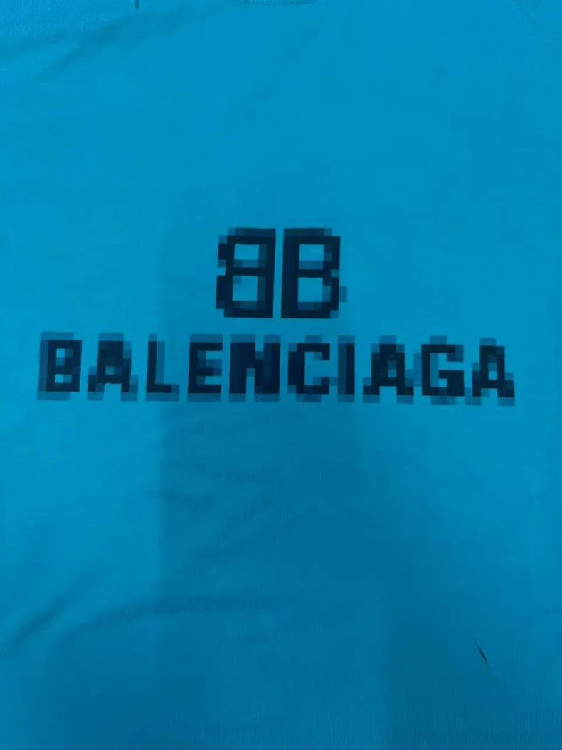 Balenciaga Balenciaga Mosaic Blur Logo Loose Ripped Worn Short Sleeve Size US S / EU 44-46 / 1 - 3 Thumbnail