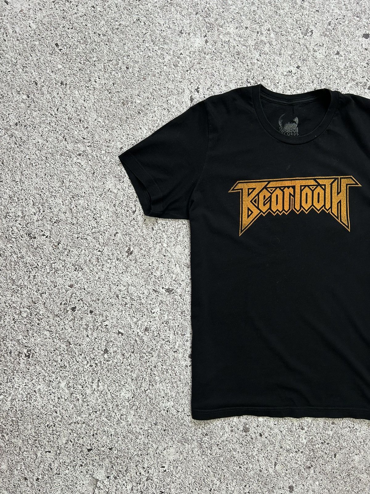 Band Tees × Vintage Vintage BearTooth American Rock Band T-Shirt Y2K Hype Size US M / EU 48-50 / 2 - 2 Thumbnail