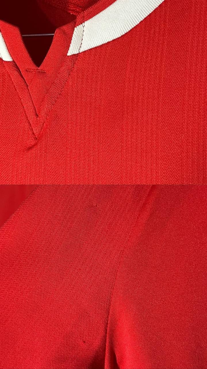 Macron Hannover 96 2020 - 2021 Home Macron football shirt jersey Size US M / EU 48-50 / 2 - 7 Thumbnail