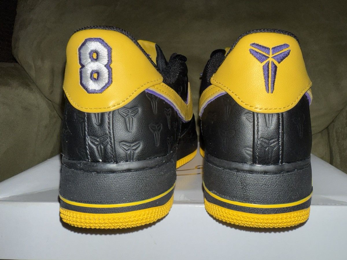 Nike Nike Air Force 1 Low Retro QS KB P “Kobe Away” 3794/8000 NEW Size US 9.5 / EU 42-43 - 21 Thumbnail