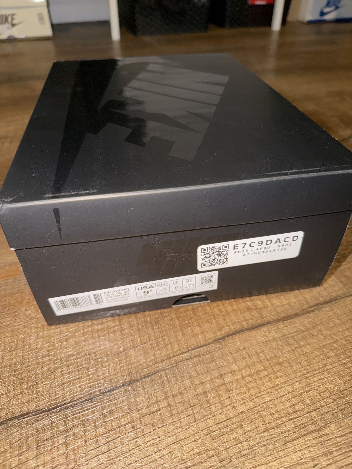Jordan Brand × Travis Scott Jordan 1 Travis Scott Phantom black. Size US 9.5 / EU 42-43 - 12 Thumbnail