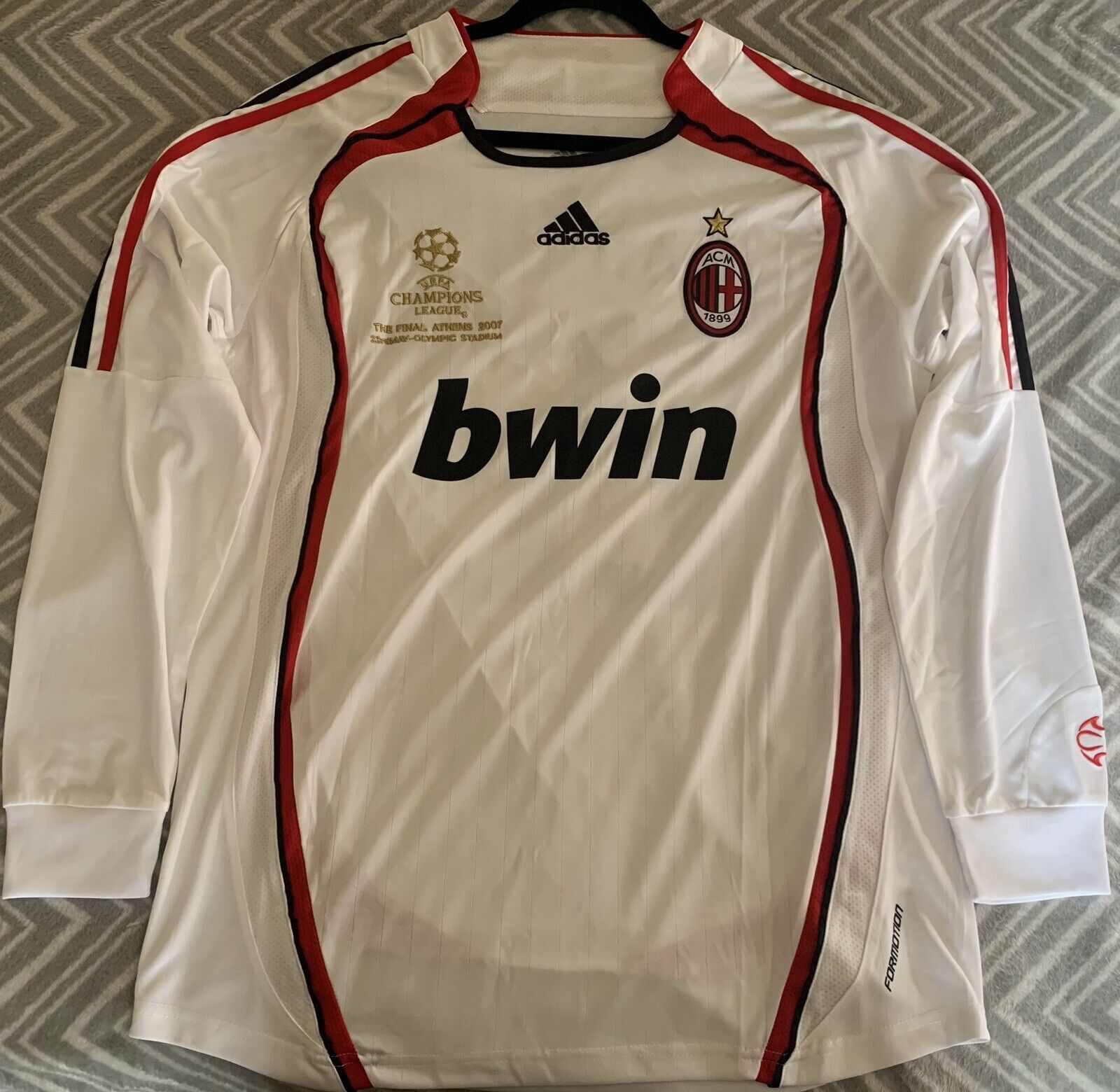 Vintage AC Milan KAKA 22 Champions League Final Soccer Jersey - L