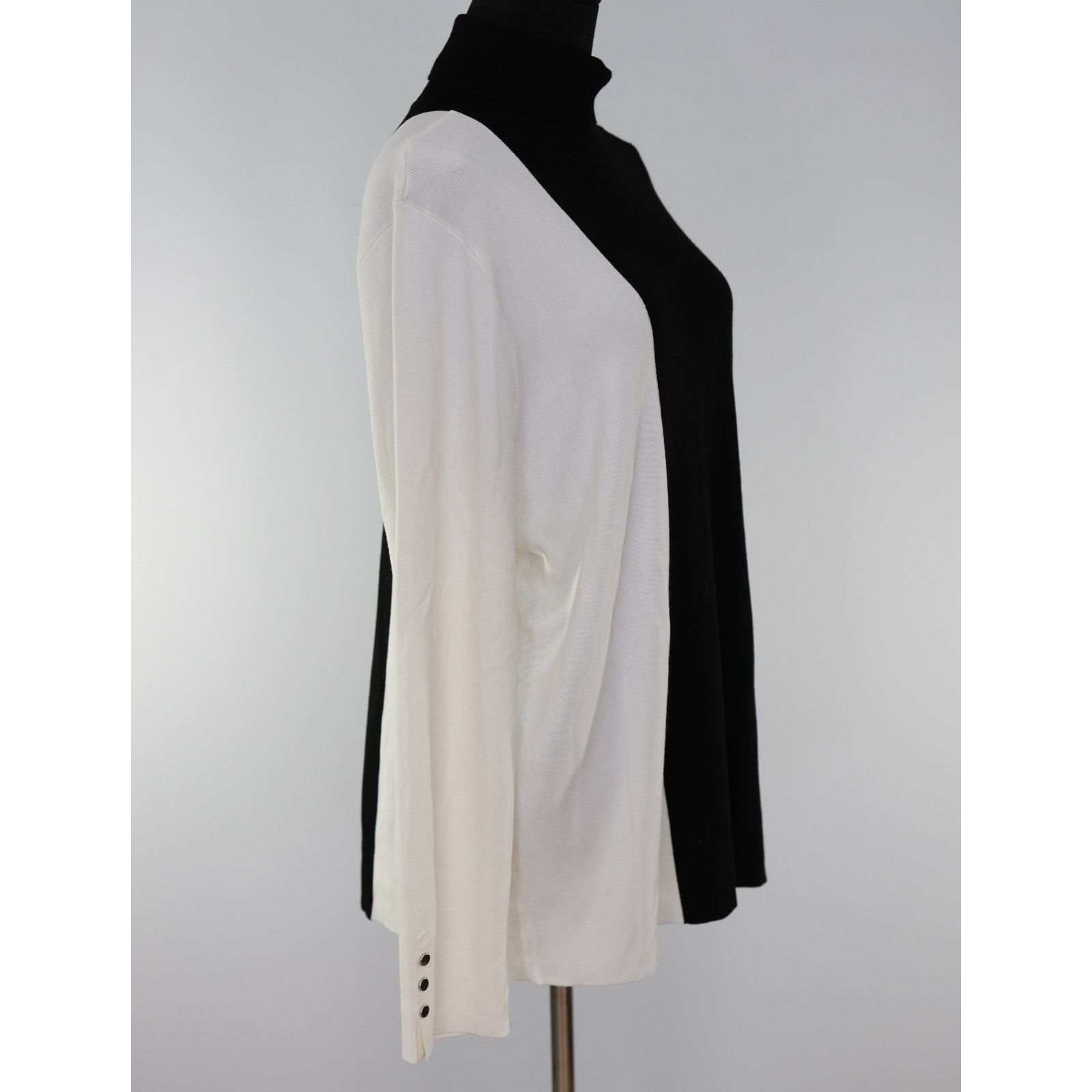 Chicos NWT CHICO'S Blk White Long Sleeve Turtleneck Sweater Sz 3 Size XL / US 12-14 / IT 48-50 - 3 Thumbnail