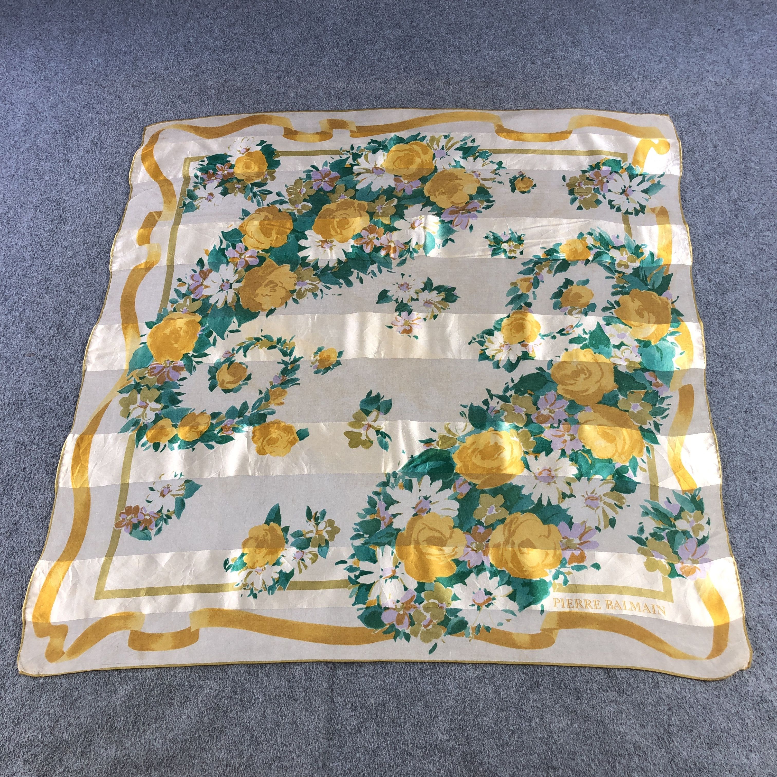 Pierre Balmain Vintage Pierre Balmain Floral Silk Scarf M1213 Size ONE SIZE - 2 Thumbnail