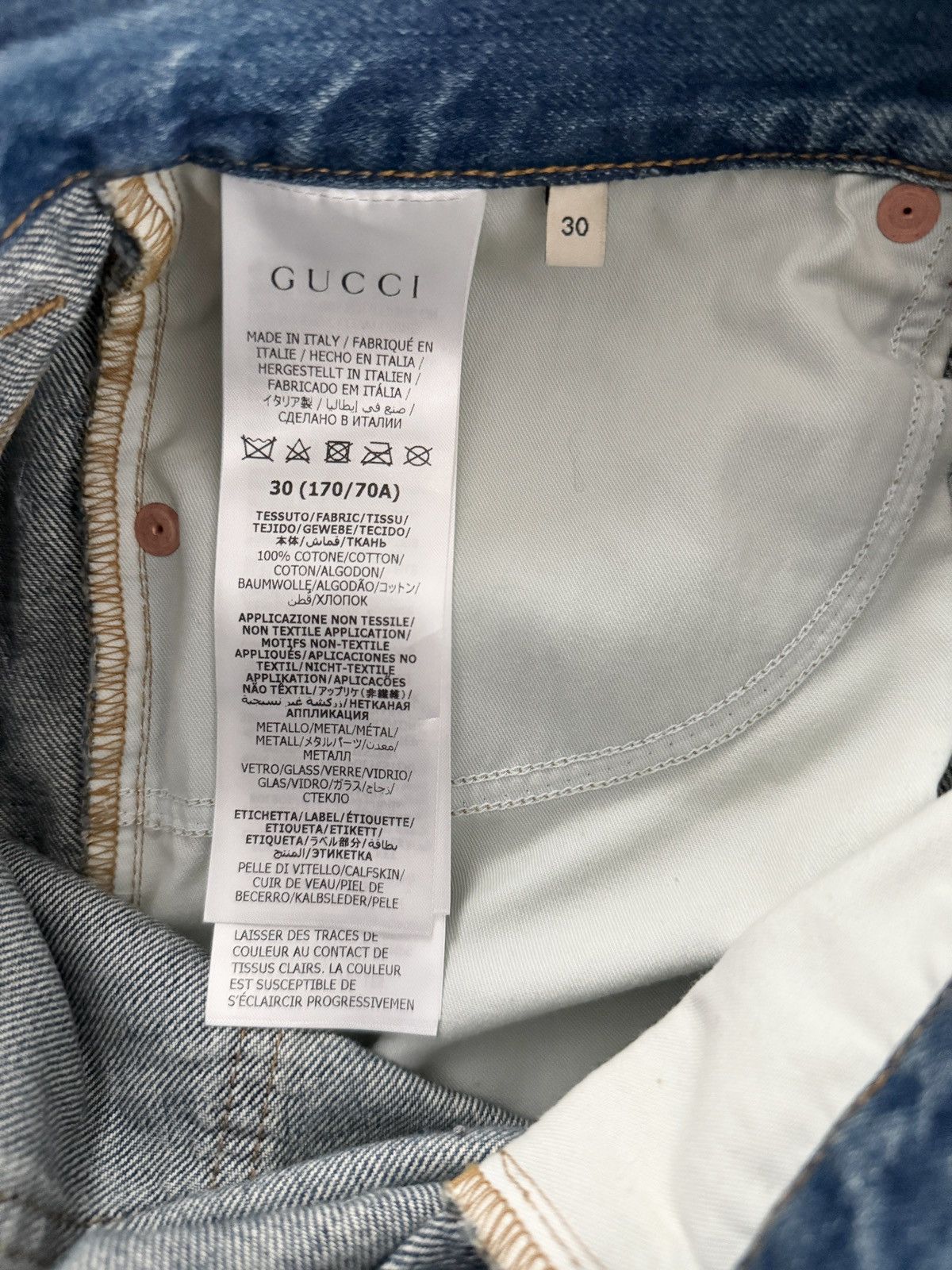 Gucci STEAL! Gucci Blue Stud Embellished Denim Shorts (30) Size US 30 / EU 46 - 10 Thumbnail