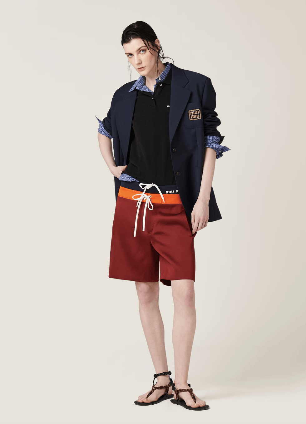 Miu Miu From the SS24 runway contrasting-waistband shorts $ 1,820 Size 30" / US 8 / IT 44 - 13 Thumbnail
