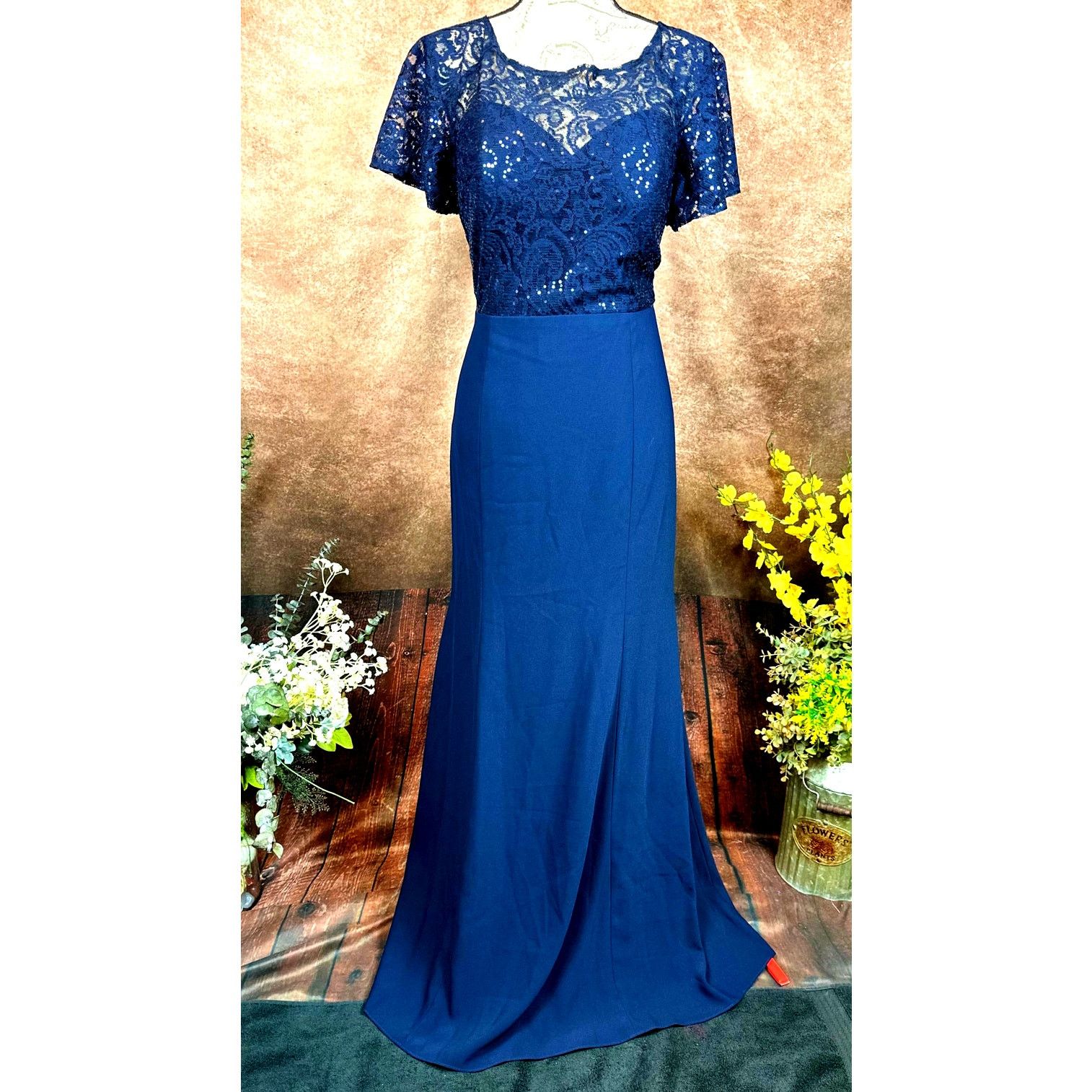 Jenny Packham Jenny Packham Victorian Sequin Lace Trumpet Gown Midnight 14 Size XL / US 12-14 / IT 48-50 - 7 Thumbnail