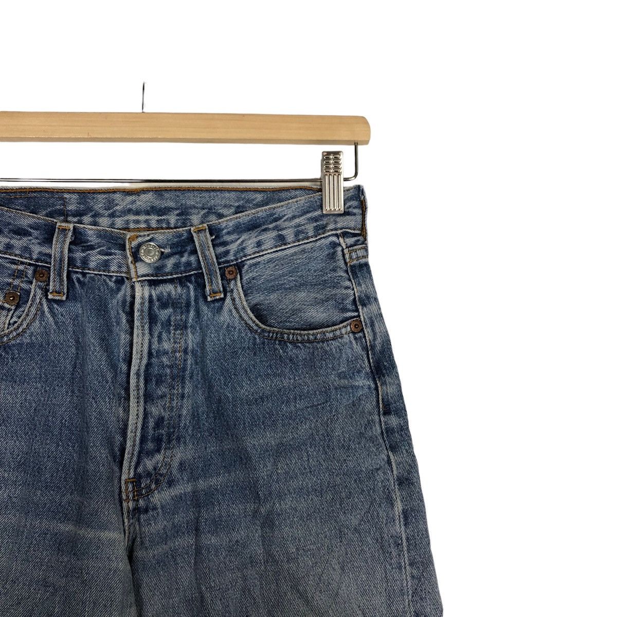 Levi's 🔥90’s VINTAGE LEVIS 501 DISTRESSED DENIM JEANS Size US 26 / EU 42 - 5 Thumbnail