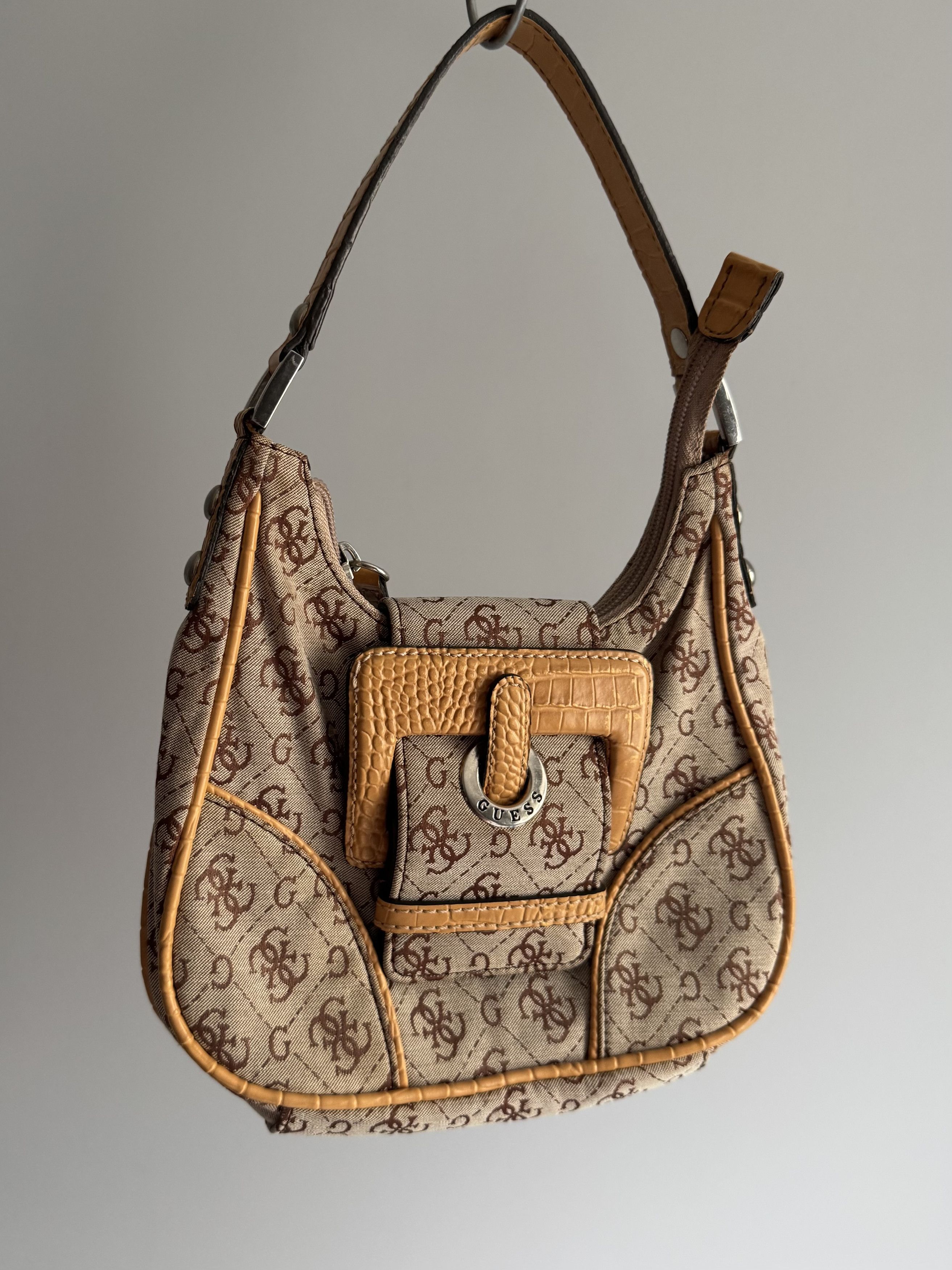 バッグ Y2K Archive Monogram Studded Handbag Y2K Archive Monogram Studded Handbag