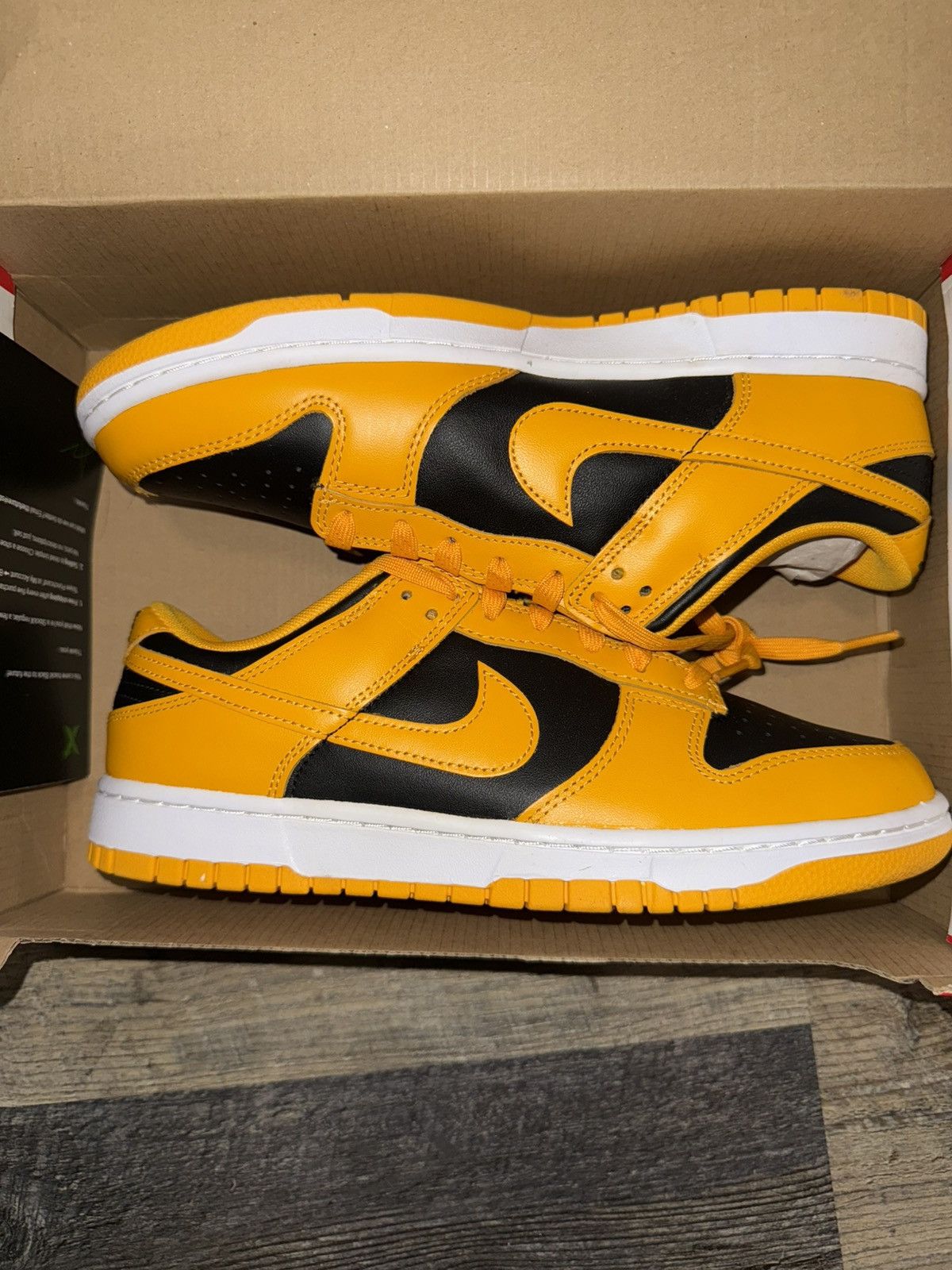 Nike Brand New Nike Dunk Low Retro Size US 9.5 / EU 42-43 - 1 Thumbnail