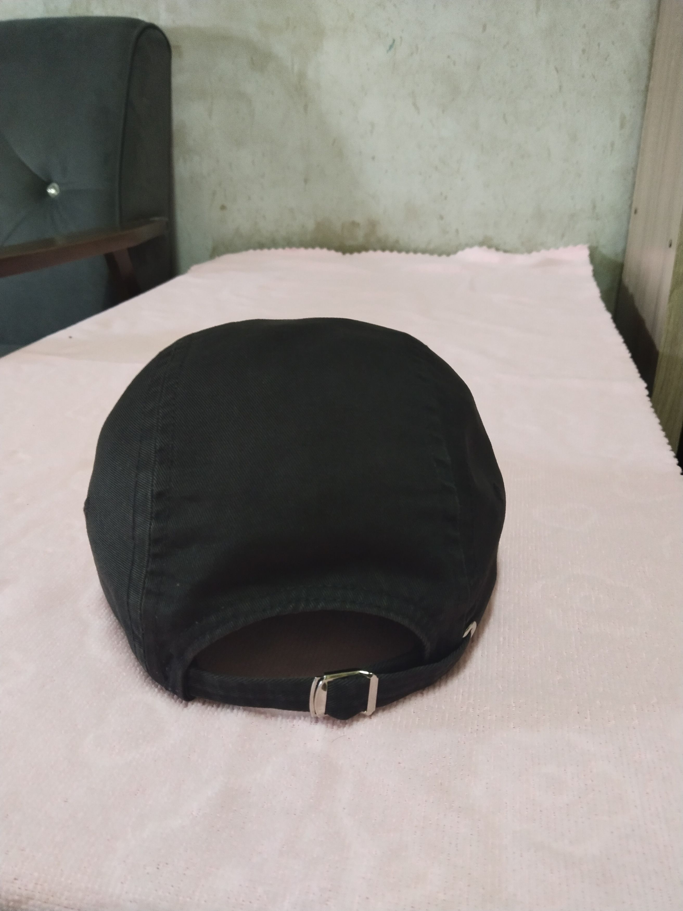 DKNY RARE 3 PANEL DKNY DIRECTIONAL USA CAP HAT Size ONE SIZE - 5 Thumbnail