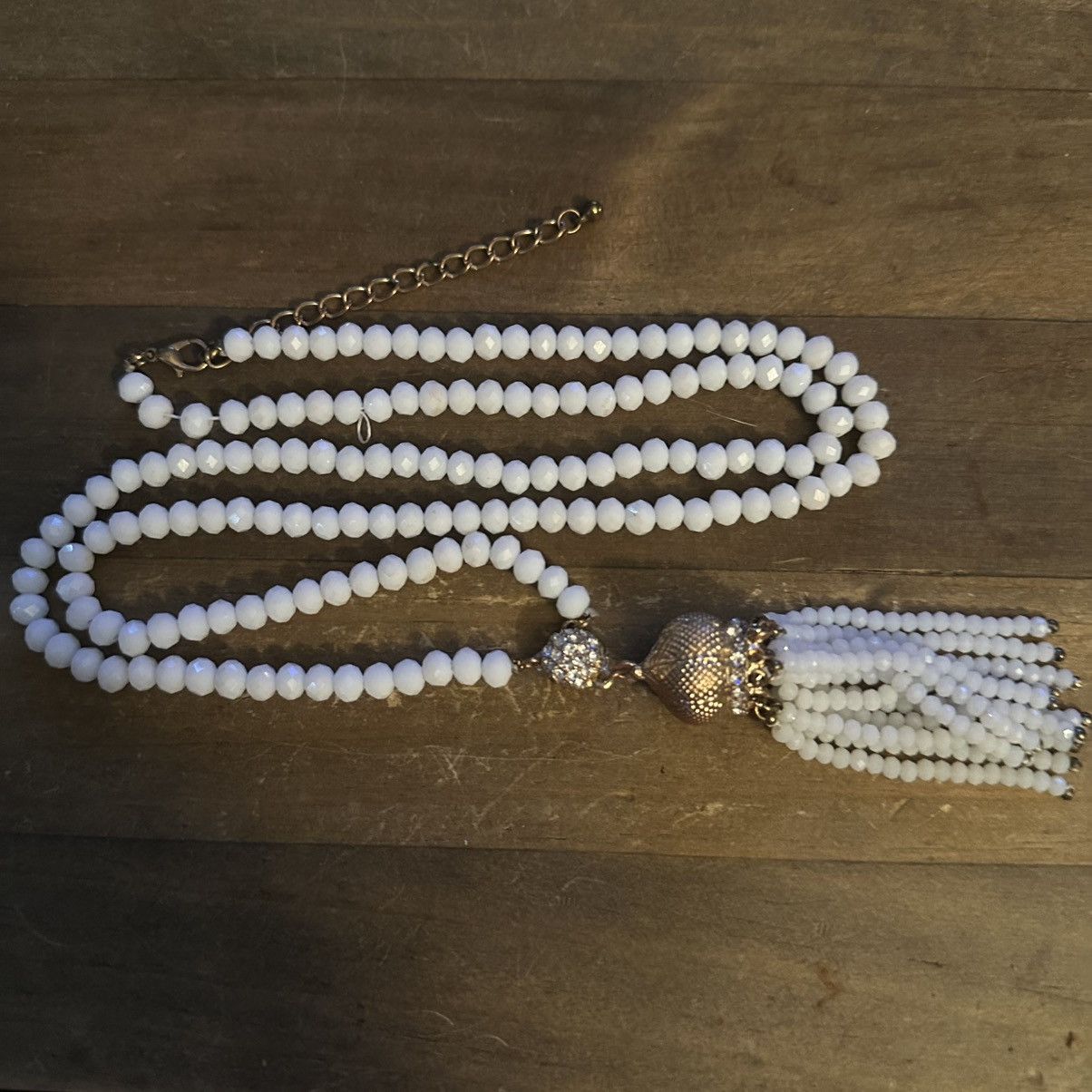 Other Frosted white glass bead rhinestone tassel necklace Size ONE SIZE - 2 Thumbnail
