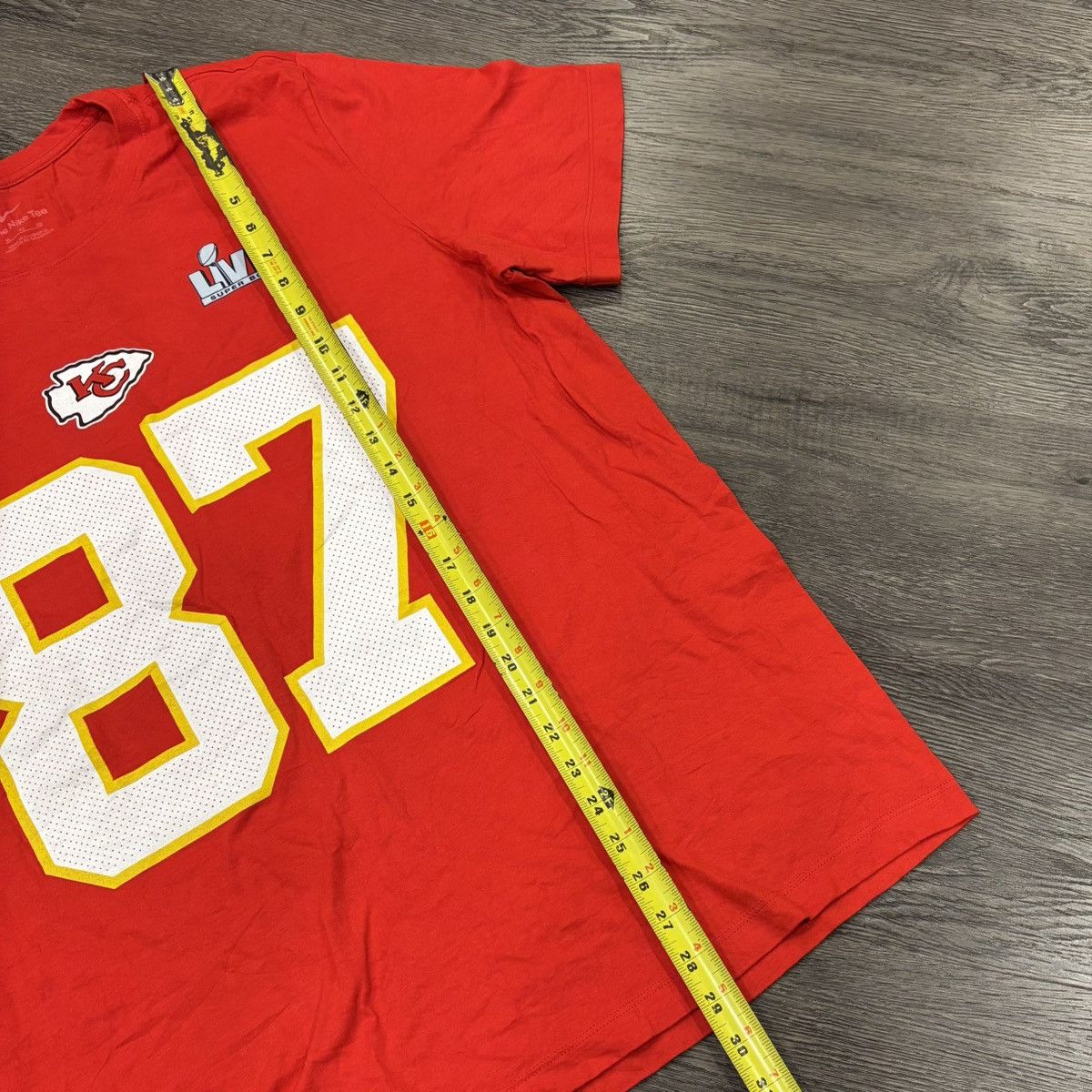 NFL Travis Kelce Chiefs Super Bowl 57 Nike Shirt, Men’s XL Size US XL / EU 56 / 4 - 5 Thumbnail