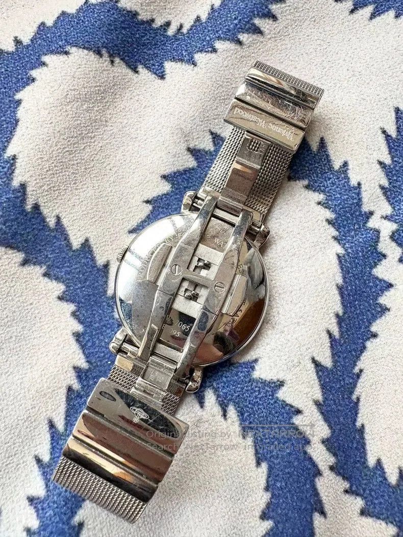 Vivienne Westwood Vivienne Westwood Silver Saturn Watch. Size ONE SIZE - 2 Thumbnail