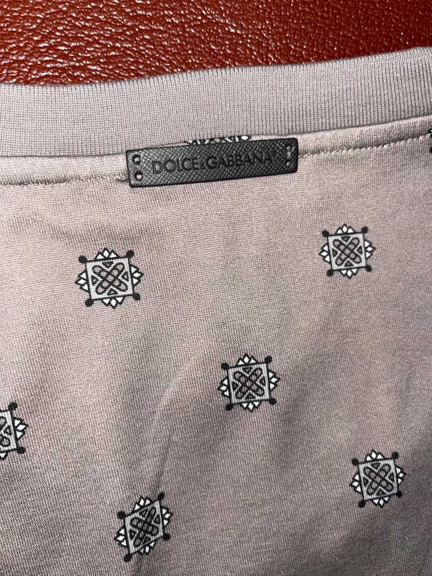 Dolce & Gabbana Dolce & Gabbana Slim Fit 100% Cotton SS Tee 44 Size US S / EU 44-46 / 1 - 5 Thumbnail