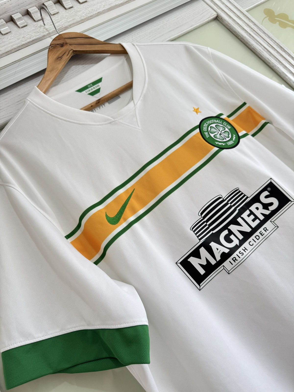 Nike Celtic 2014-2015 Third Soccer Jersey Football Kit Shirt Size US XL / EU 56 / 4 - 8 Thumbnail