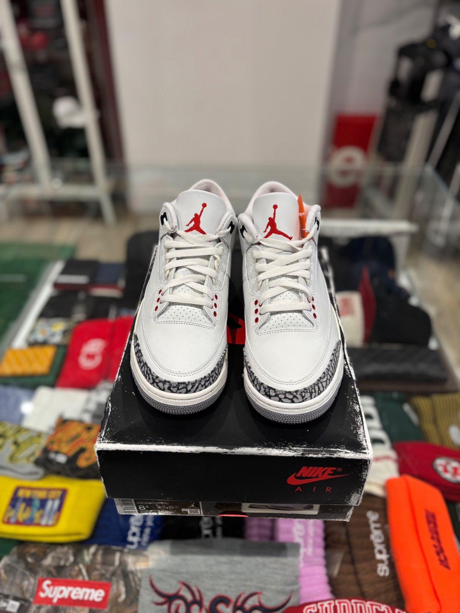 Jordan Brand Jordan 3 White Cement Reimagined Size US 8.5 / EU 41-42 - 3 Thumbnail