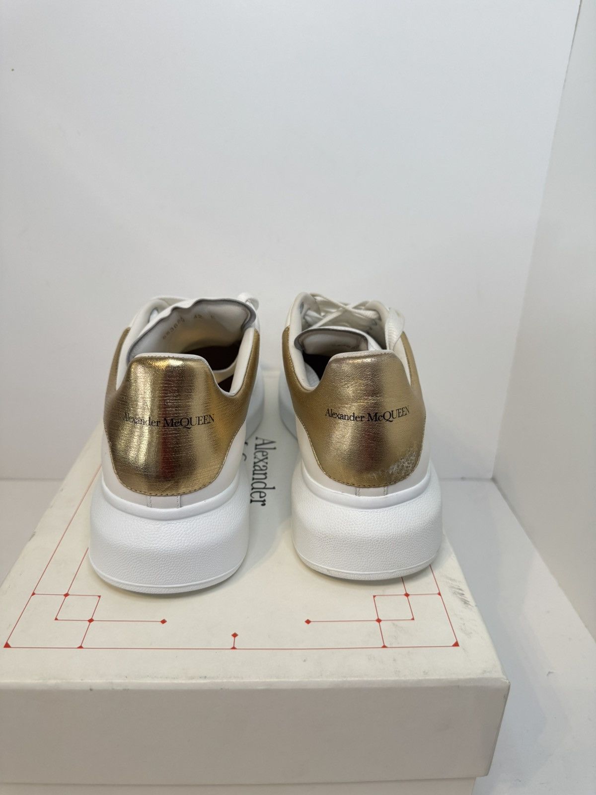 Alexander McQueen Alexander McQueen Men's Oversized Platform Sneakers 9US Size US 9 / EU 42 - 4 Thumbnail