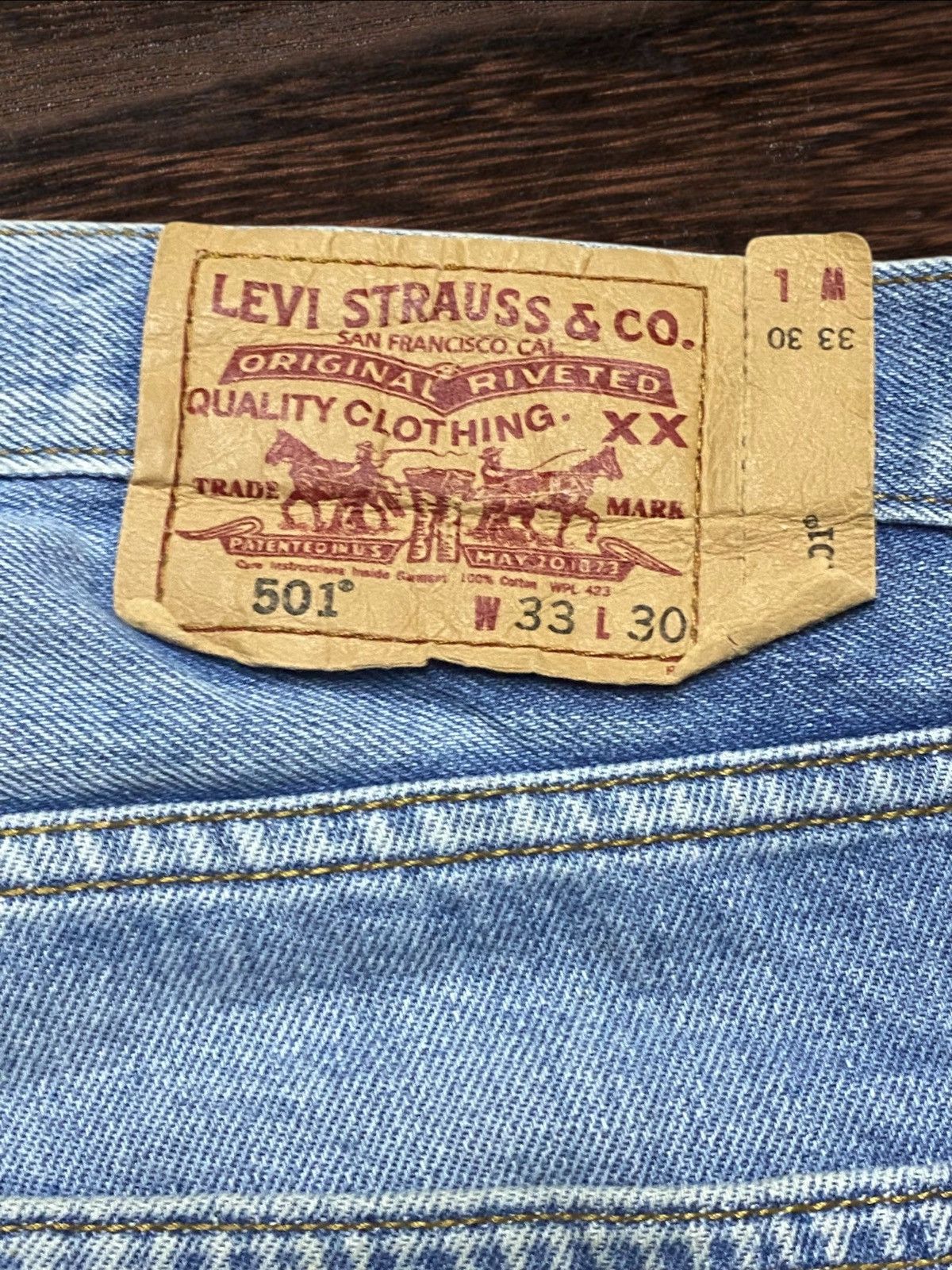 Levi's Vintage Levis 501 Faded Wash Distressed Loose Jeans Size US 32 / EU 48 - 11 Thumbnail