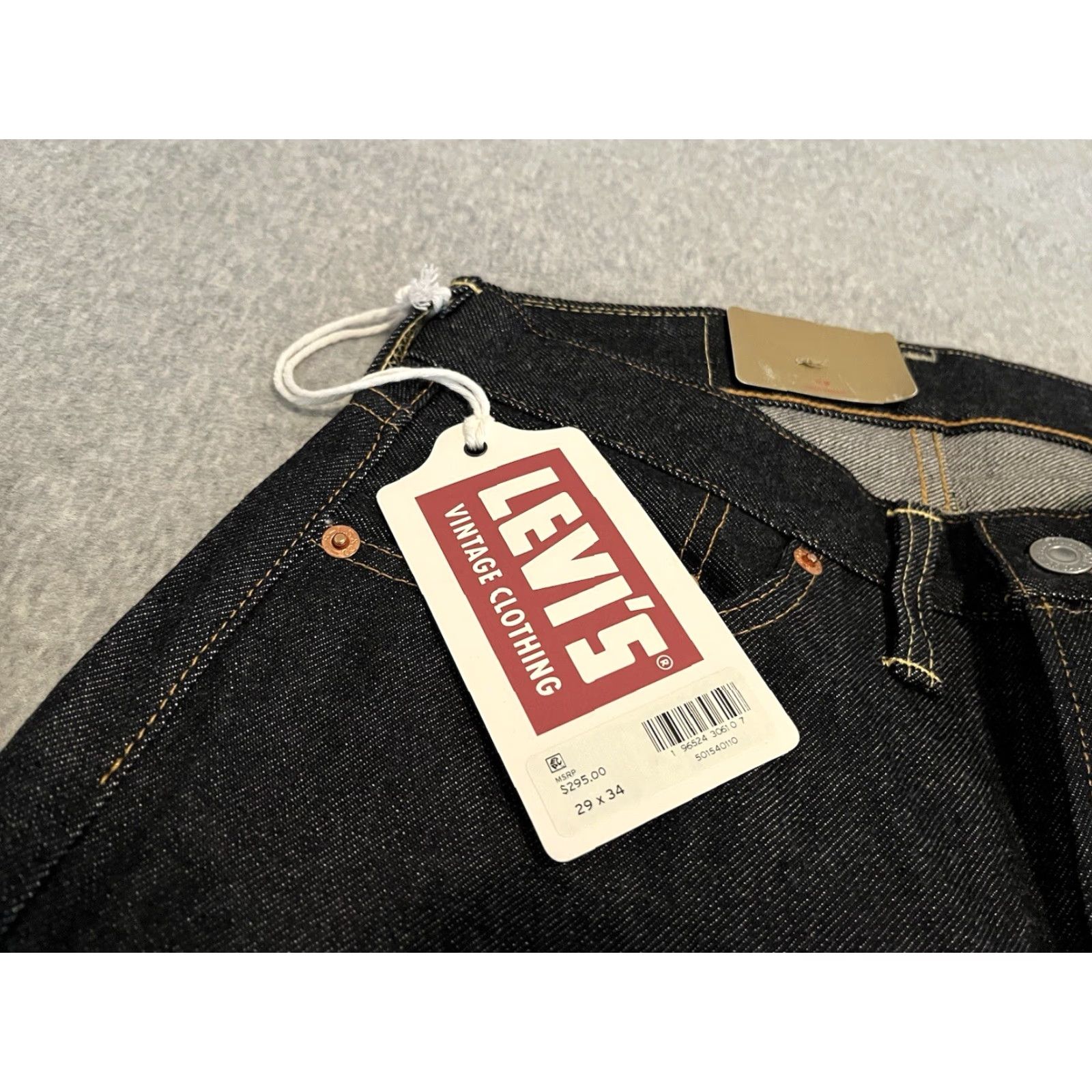 Levi's VINTAGE Levi's 501 Jeans Mens 29x34 Blue Denim Size US 29 - 2 Thumbnail