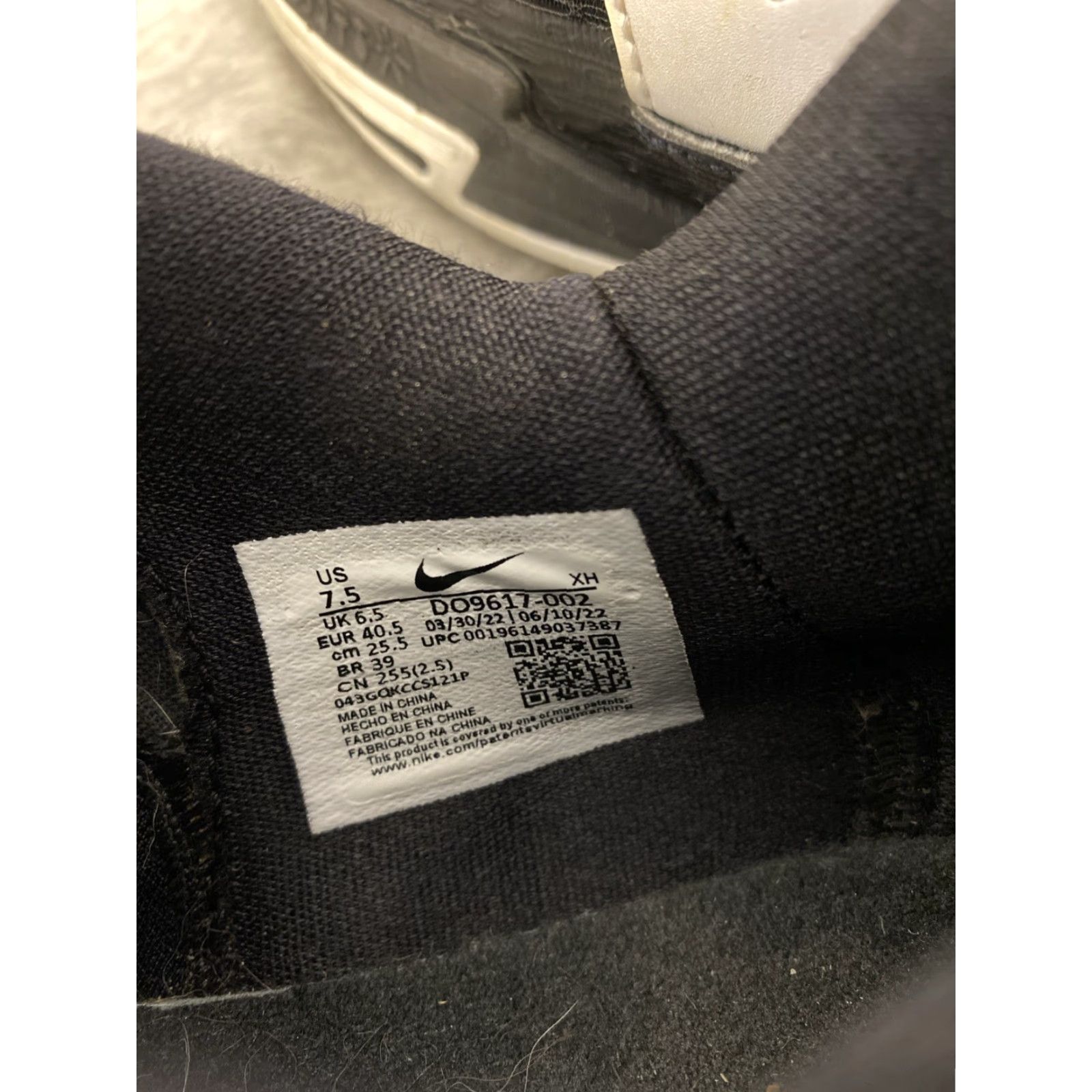 Nike Nike Kyrie Low 5 TB Basketball Sneakers Men’s 7.5 Black/White Nike Air Zoom Basketball Shoes Low Top Mens 7.5 Black White Size US 8 / EU 41 - 6 Thumbnail