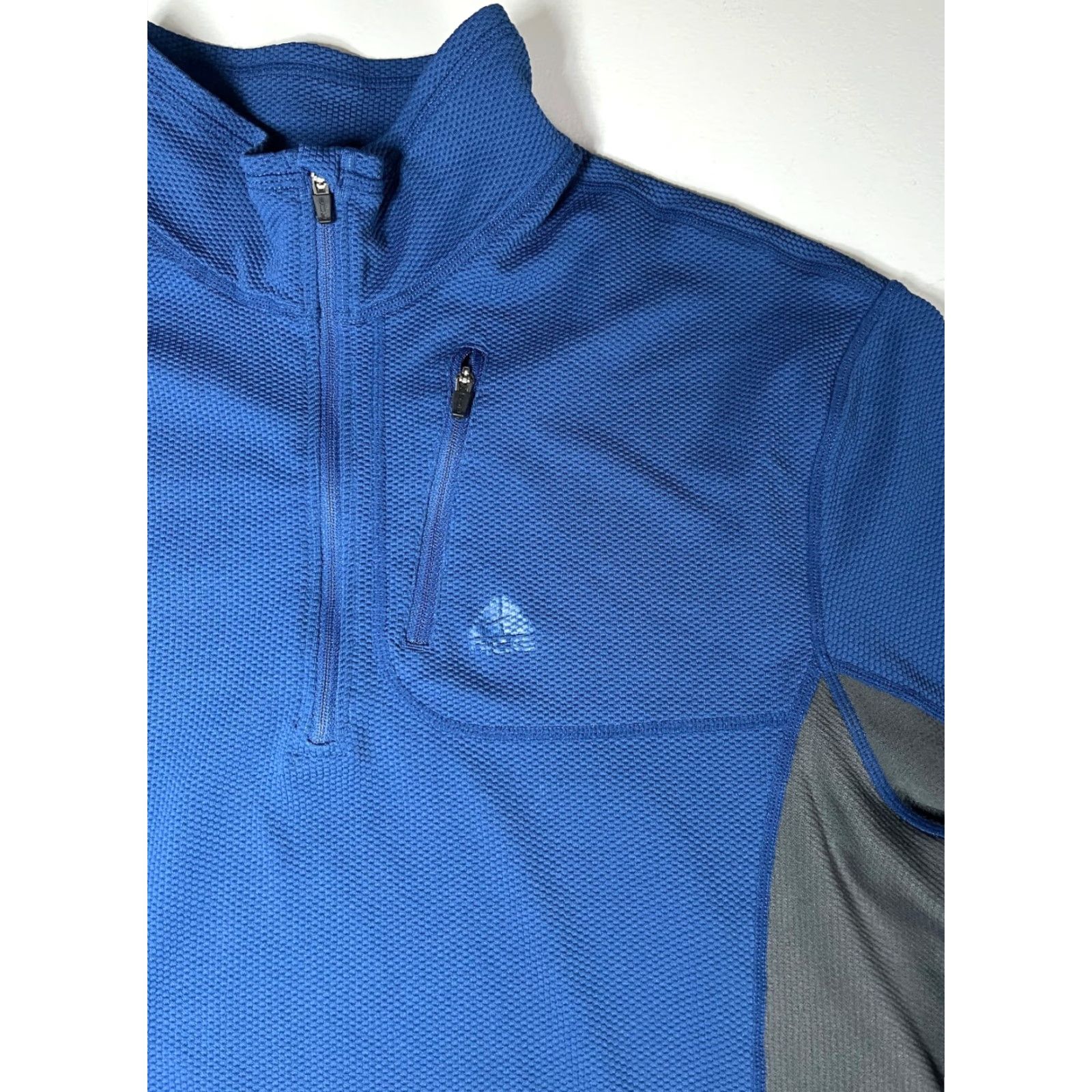 Nike Nike Dri-Fit ACG 1/4 Zip Pullover Shirt XL Blue Men’s (Long Sleeve) Activewear Pullover Zip Mock Neck Logo 100% Polyester Size US XL / EU 56 / 4 - 6 Thumbnail