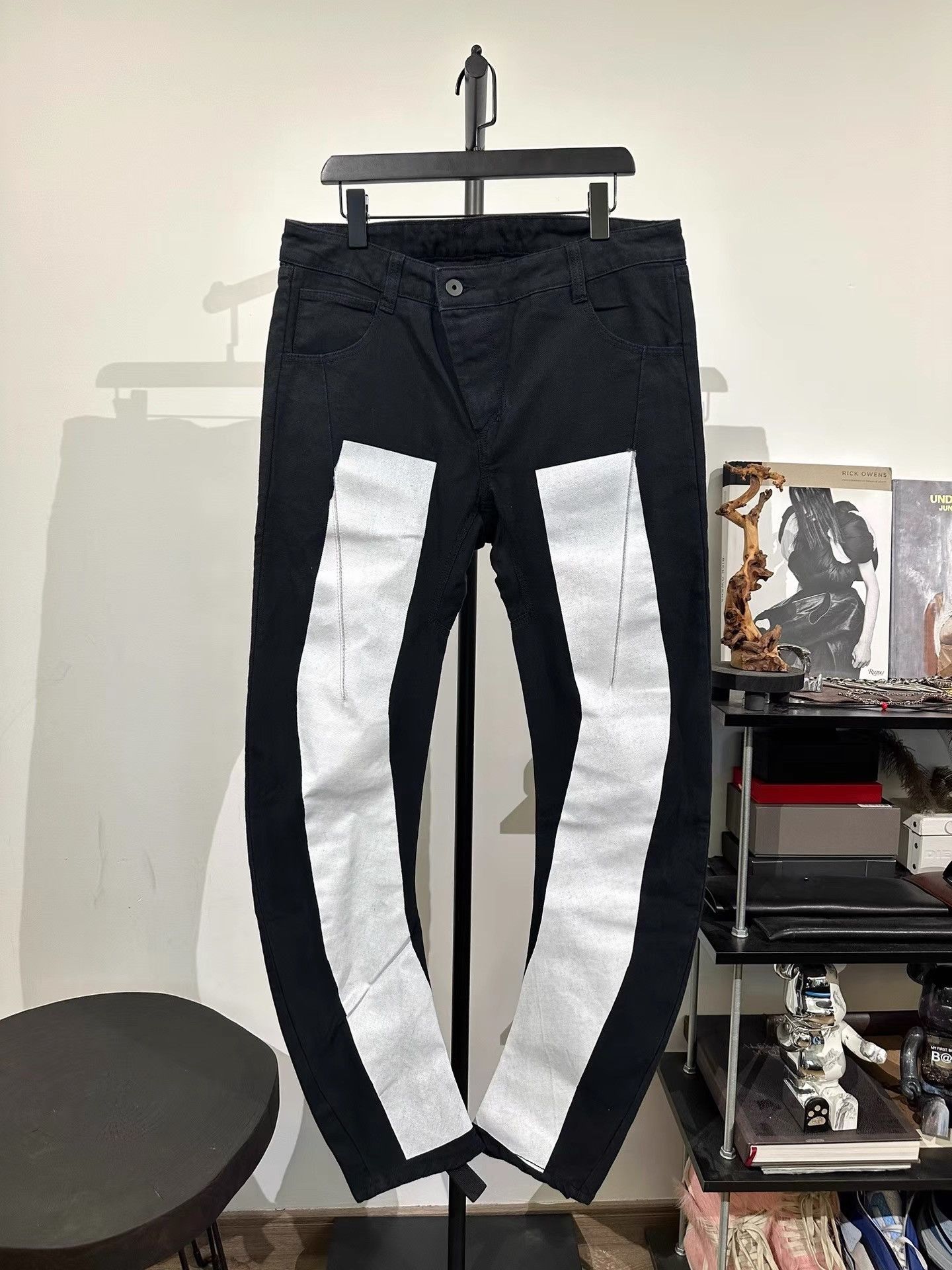 11 By Boris Bidjan Saberi Boris Bidjan Saberi 11by BBS P1 Canvas Curved Pants K35 Size US 35 - 2 Thumbnail
