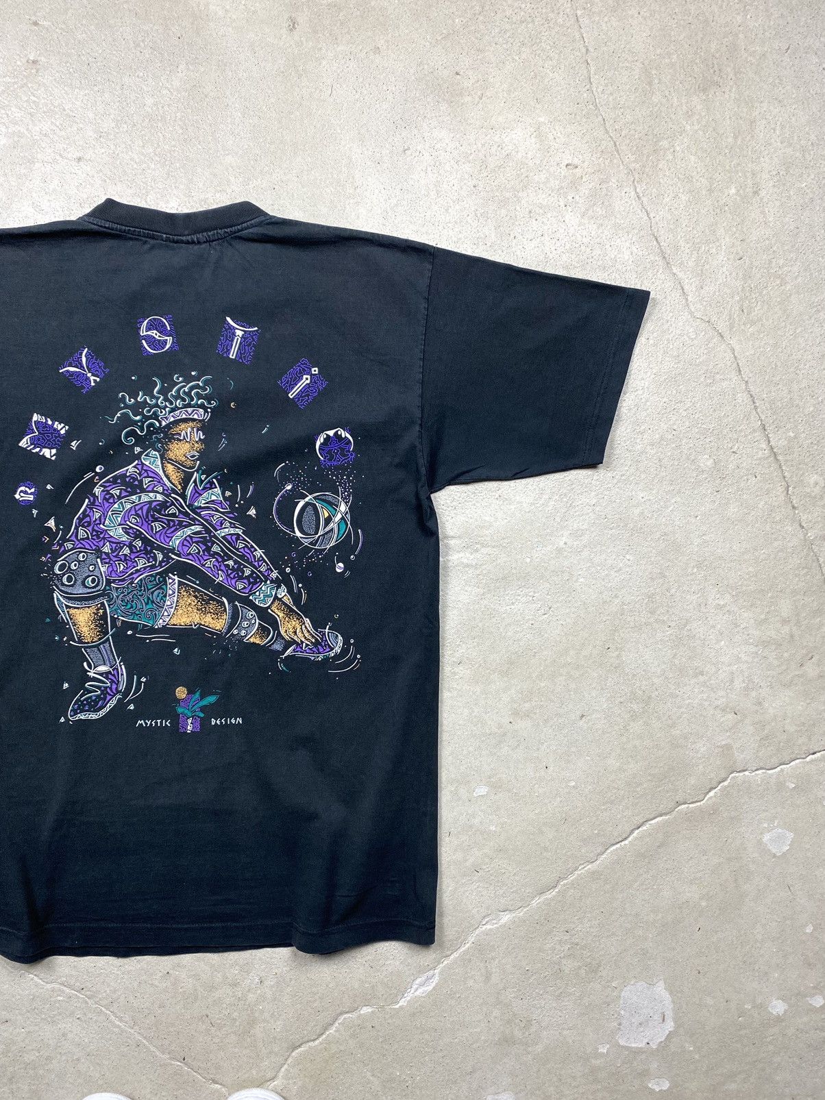 Japanese Brand Rare Vintage 1990’s Mystic Art T Shirt Japanese Size US L / EU 52-54 / 3 - 10 Thumbnail