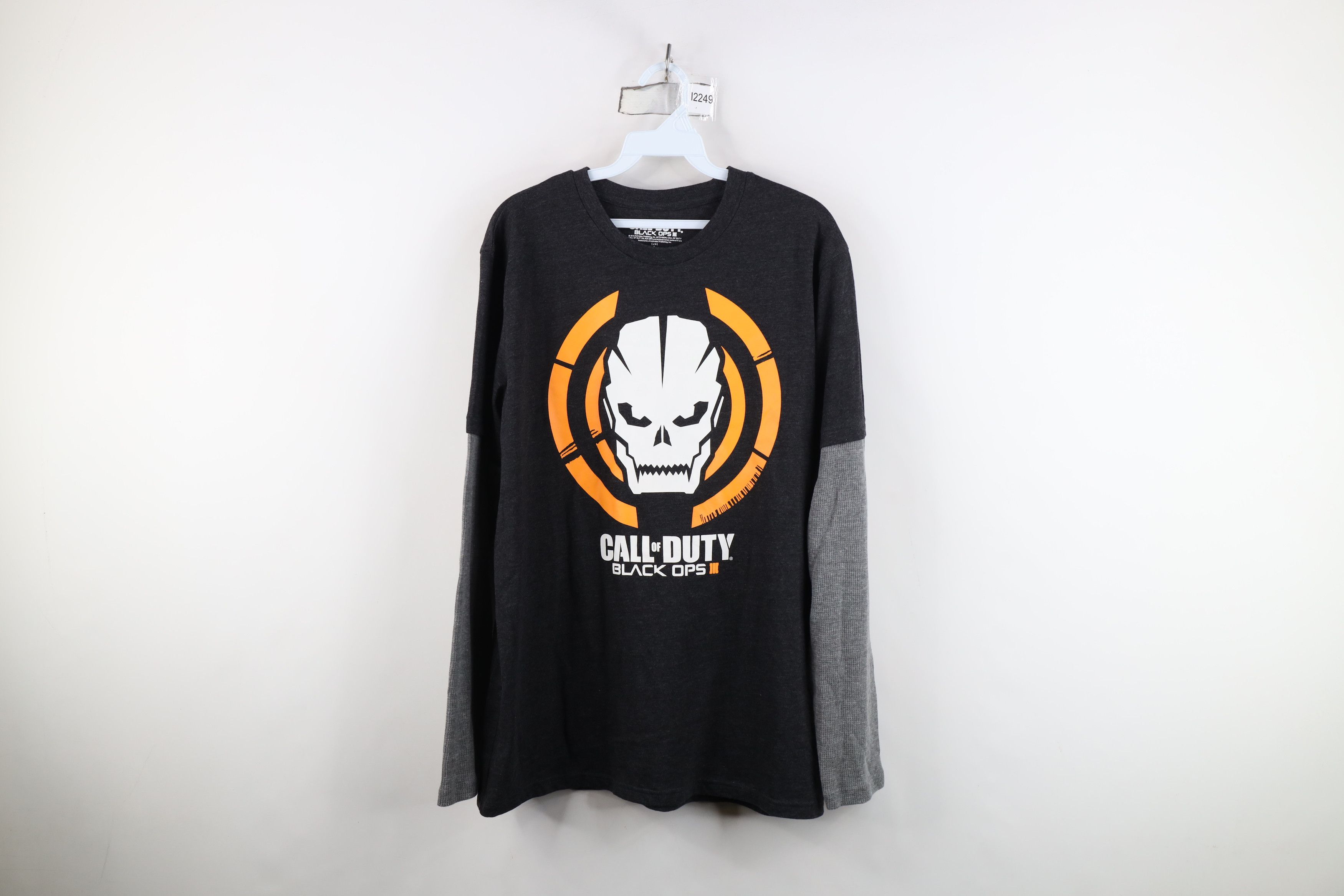 Vintage Y2K Waffle Knit Call of Duty Black OPS III T-Shirt Gray Size US L / EU 52-54 / 3 - 1 Thumbnail