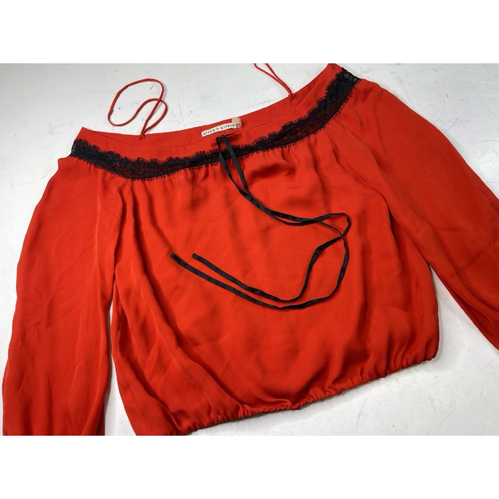 Alice + Olivia Alice + Olivia Blouse Shirt Off-the-Shoulder Silk Halter Top Red Black Sz S Regular Women Size S / US 4 / IT 40 - 2 Thumbnail
