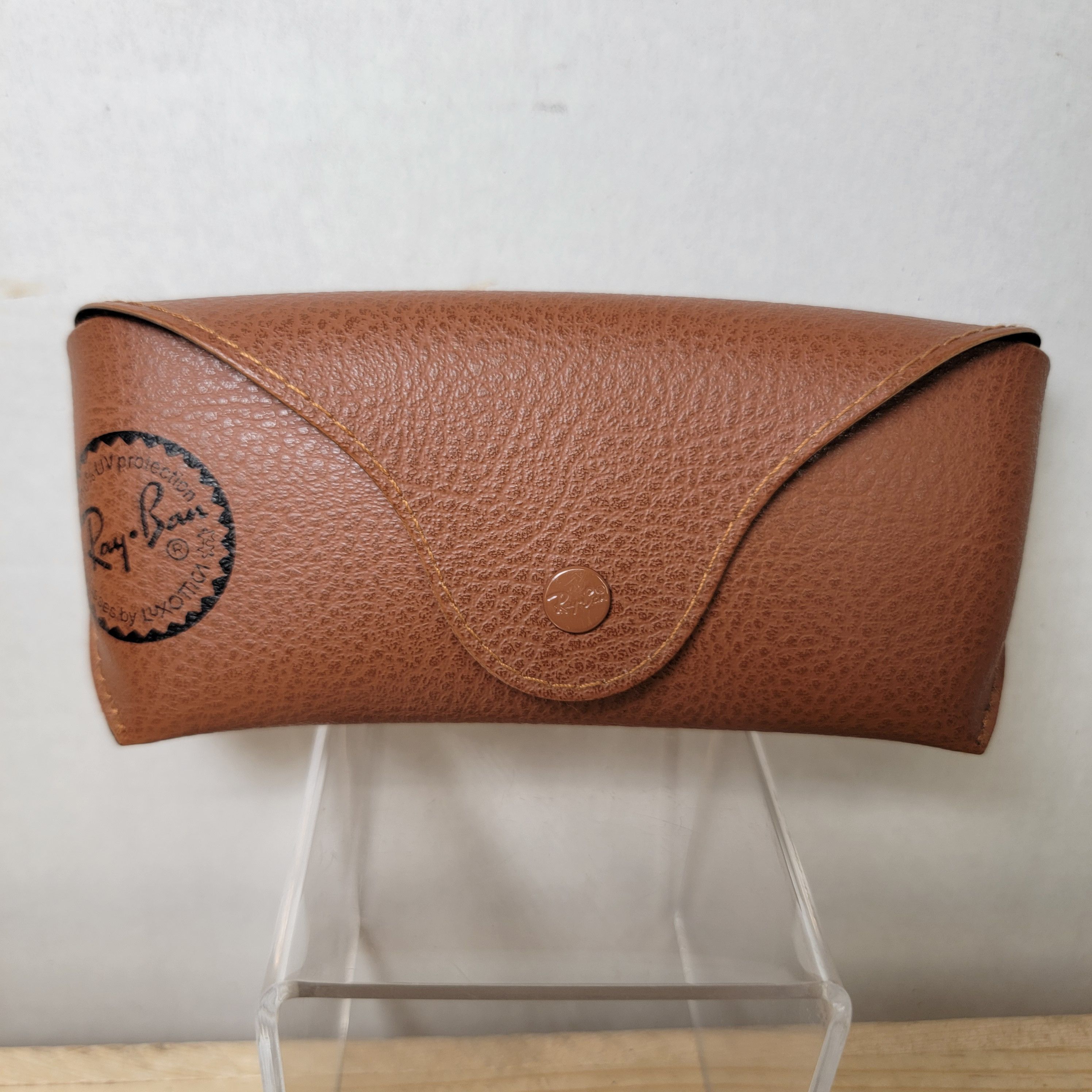 RayBan Ray-Ban Brown Faux Leather Glasses Case, Felt Lined Size ONE SIZE - 1 Thumbnail